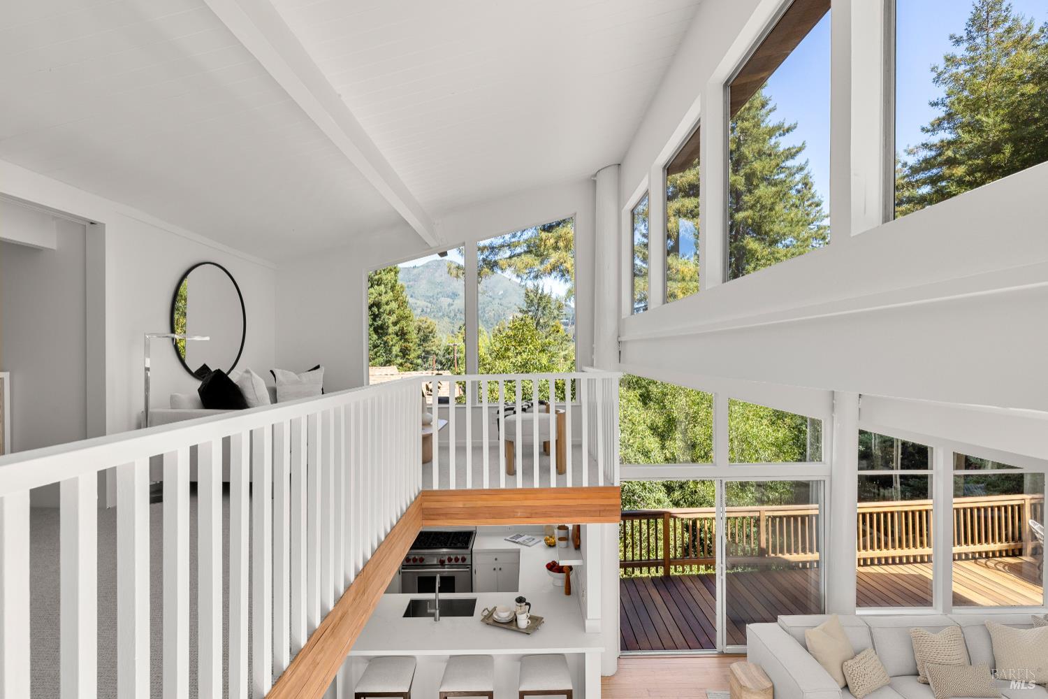 Detail Gallery Image 32 of 56 For 306 Edgewood Ave, Mill Valley,  CA 94941 - 4 Beds | 3 Baths
