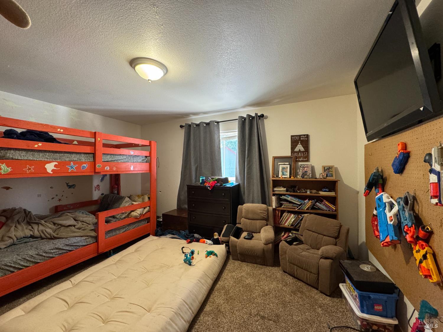 Detail Gallery Image 7 of 13 For 16681 Cobb Blvd, Cobb,  CA 95426 - 3 Beds | 2 Baths