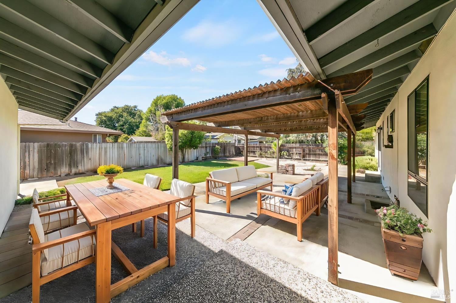 Detail Gallery Image 38 of 50 For 390 S Almond St, Dixon,  CA 95620 - 4 Beds | 2/1 Baths