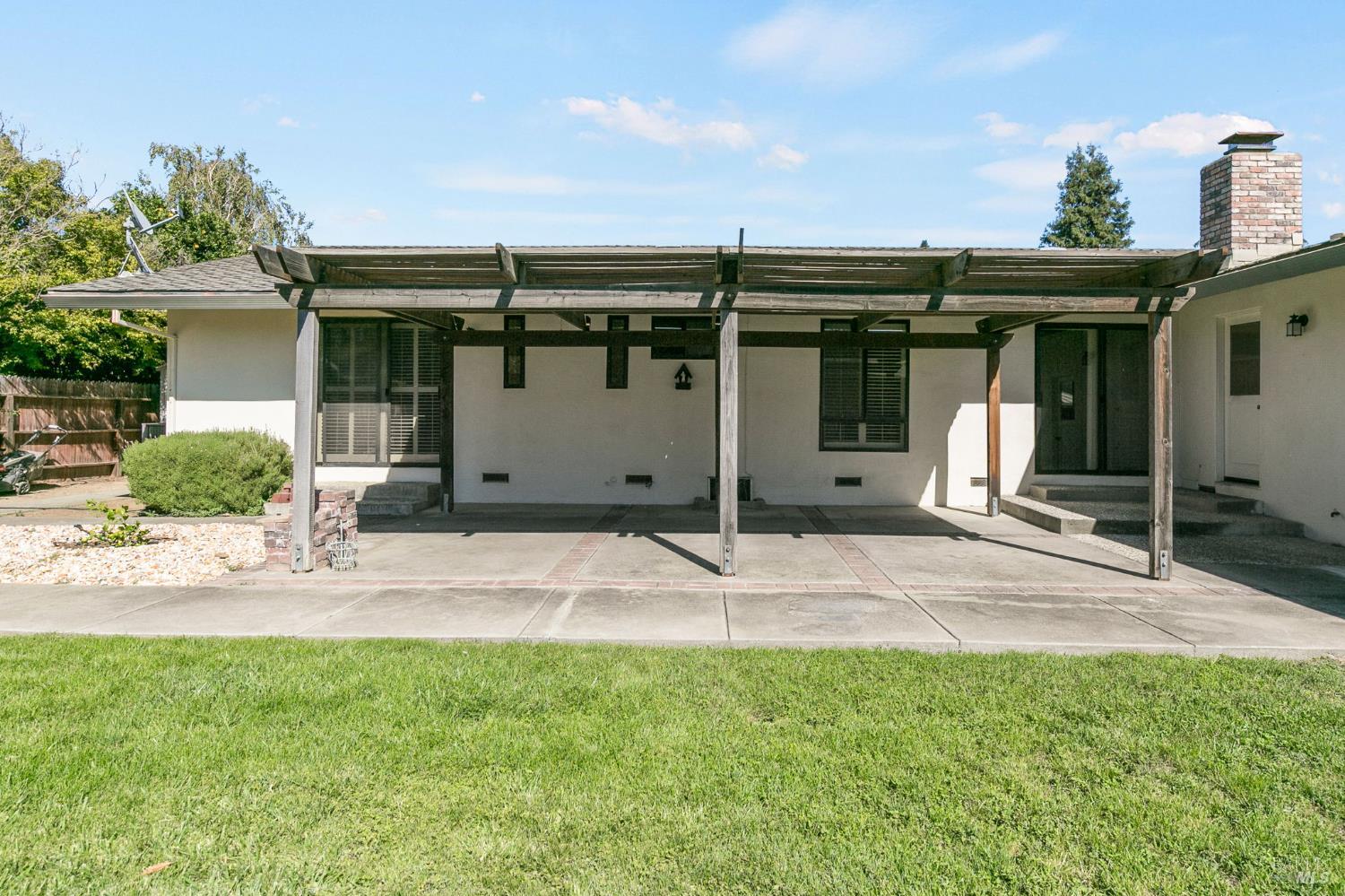 Detail Gallery Image 41 of 50 For 390 S Almond St, Dixon,  CA 95620 - 4 Beds | 2/1 Baths