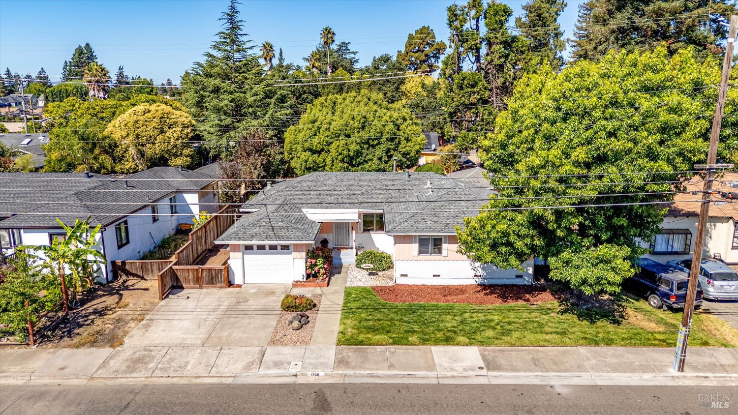 Detail Gallery Image 40 of 40 For 1229 Olive St, Santa Rosa,  CA 95407 - 3 Beds | 2 Baths
