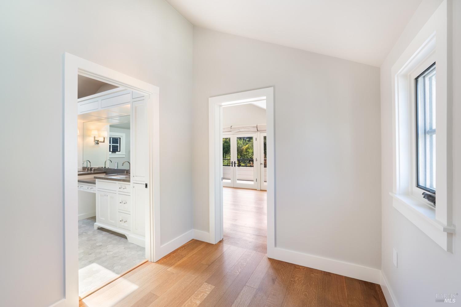 Detail Gallery Image 10 of 24 For 1508 Spring St, Saint Helena,  CA 94574 - 3 Beds | 3/1 Baths