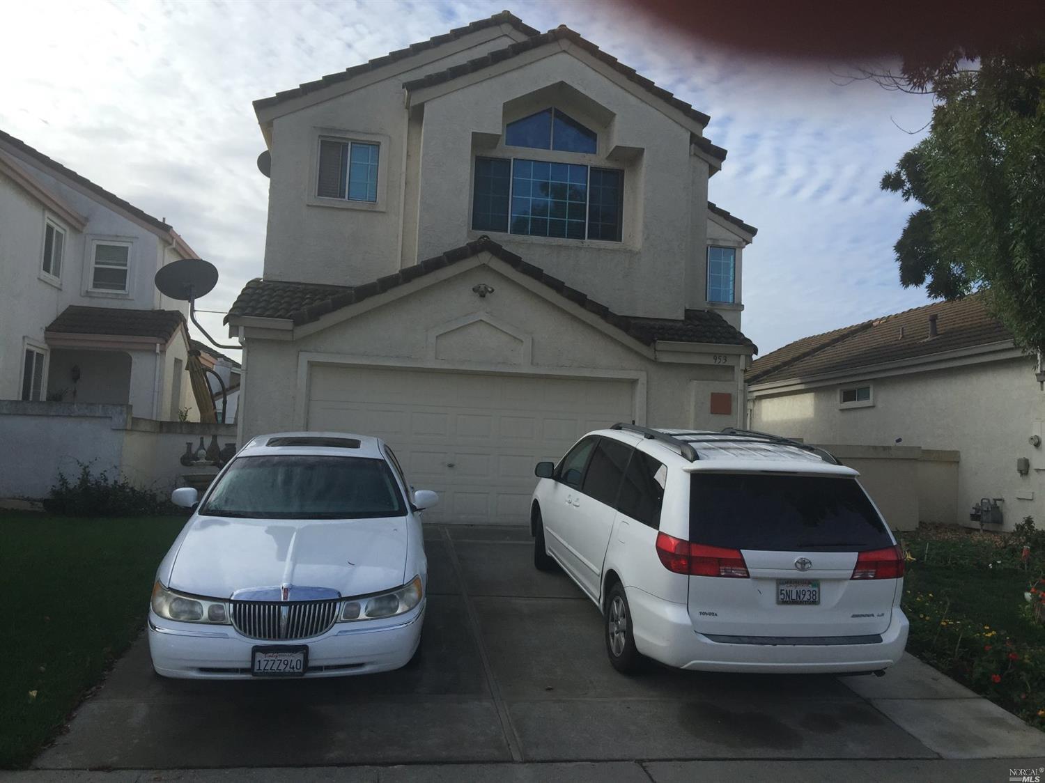 Detail Gallery Image 4 of 6 For 953 Mccoy Creek Cir, Suisun City,  CA 94585 - 4 Beds | 2/1 Baths