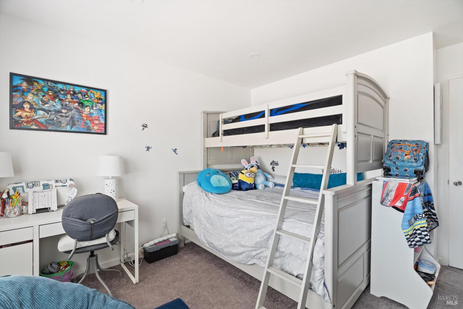 Detail Gallery Image 9 of 13 For 216 Anteeo Way, Santa Rosa,  CA 95407 - 3 Beds | 2/1 Baths