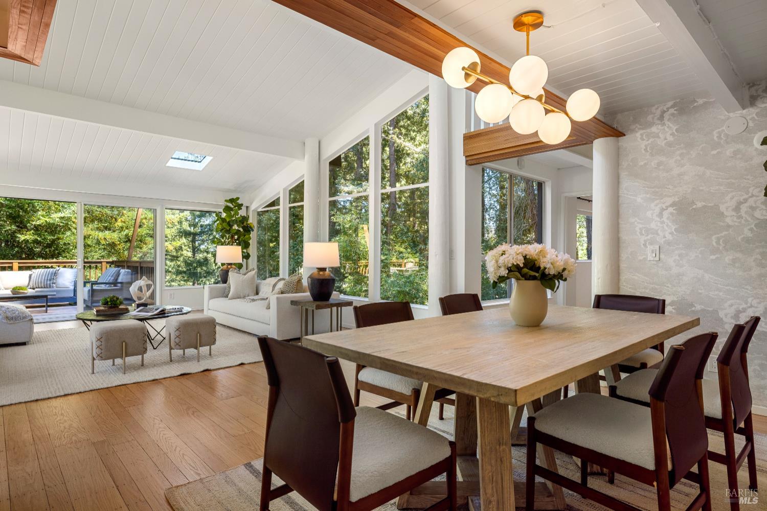 Detail Gallery Image 16 of 56 For 306 Edgewood Ave, Mill Valley,  CA 94941 - 4 Beds | 3 Baths