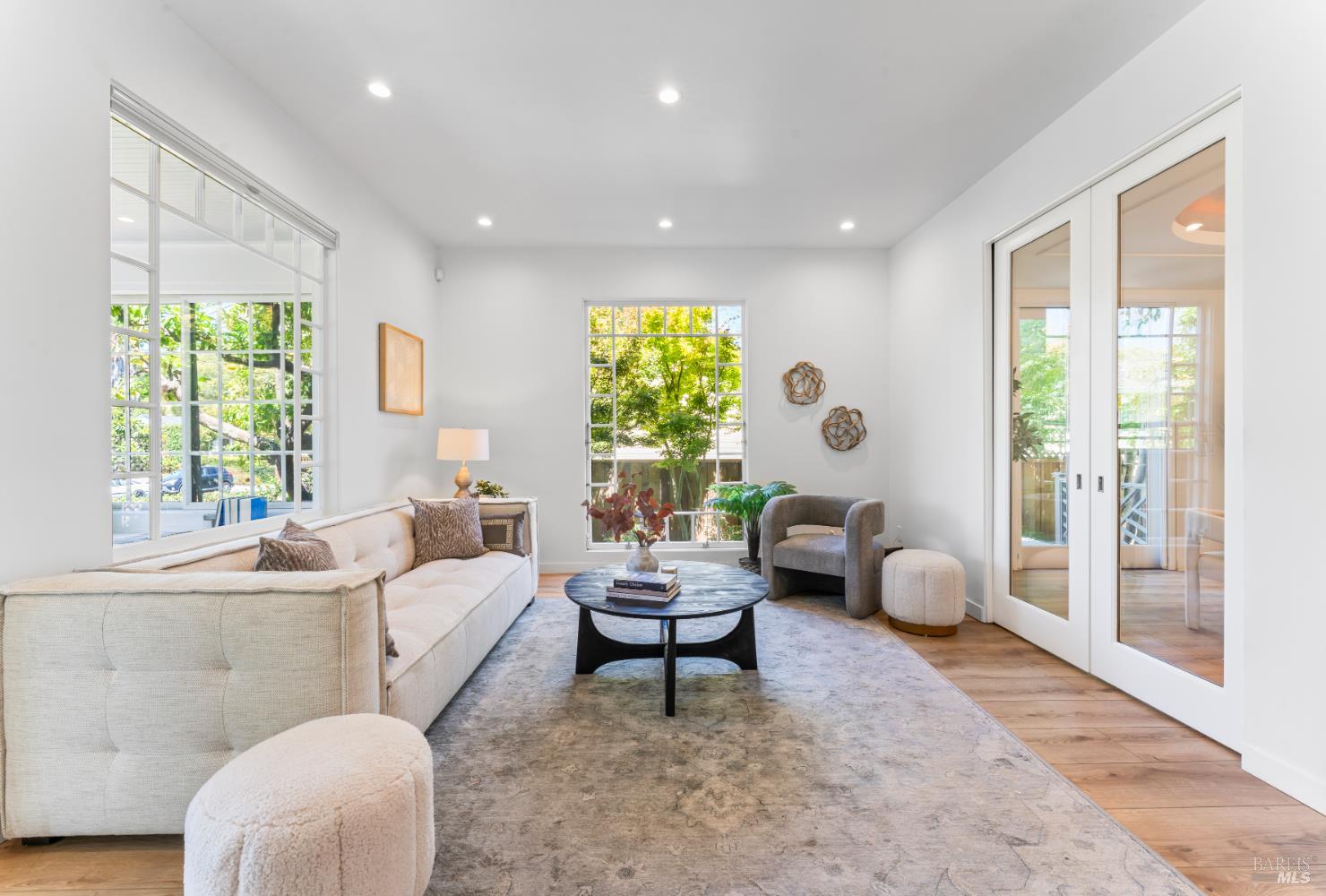 Detail Gallery Image 9 of 77 For 108 Randolph St, Napa,  CA 94559 - 3 Beds | 3 Baths