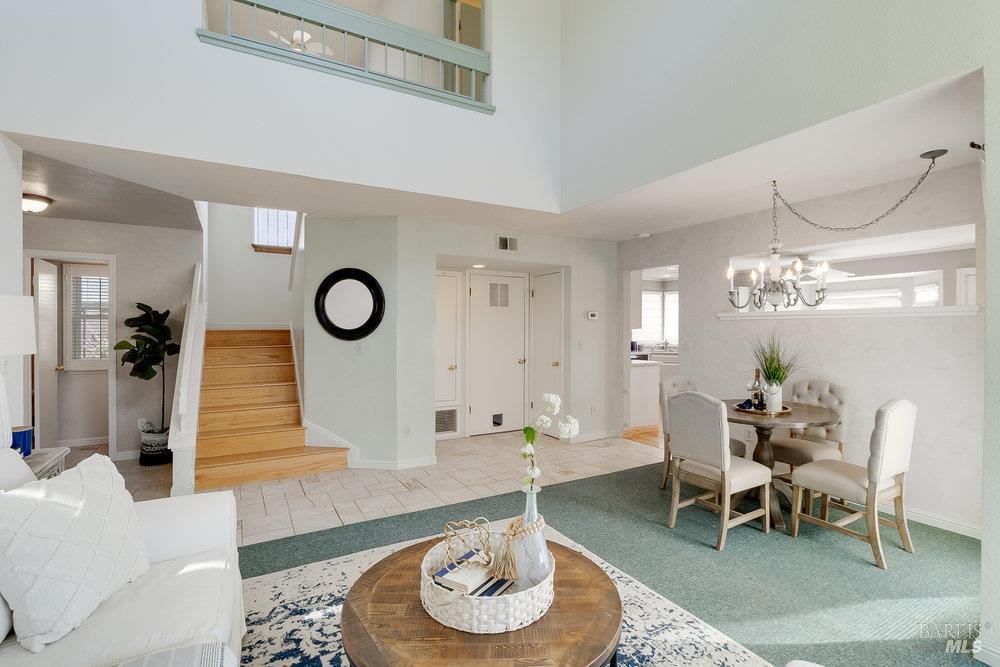 Detail Gallery Image 7 of 61 For 108 James River Rd, Vallejo,  CA 94591 - 3 Beds | 2/1 Baths