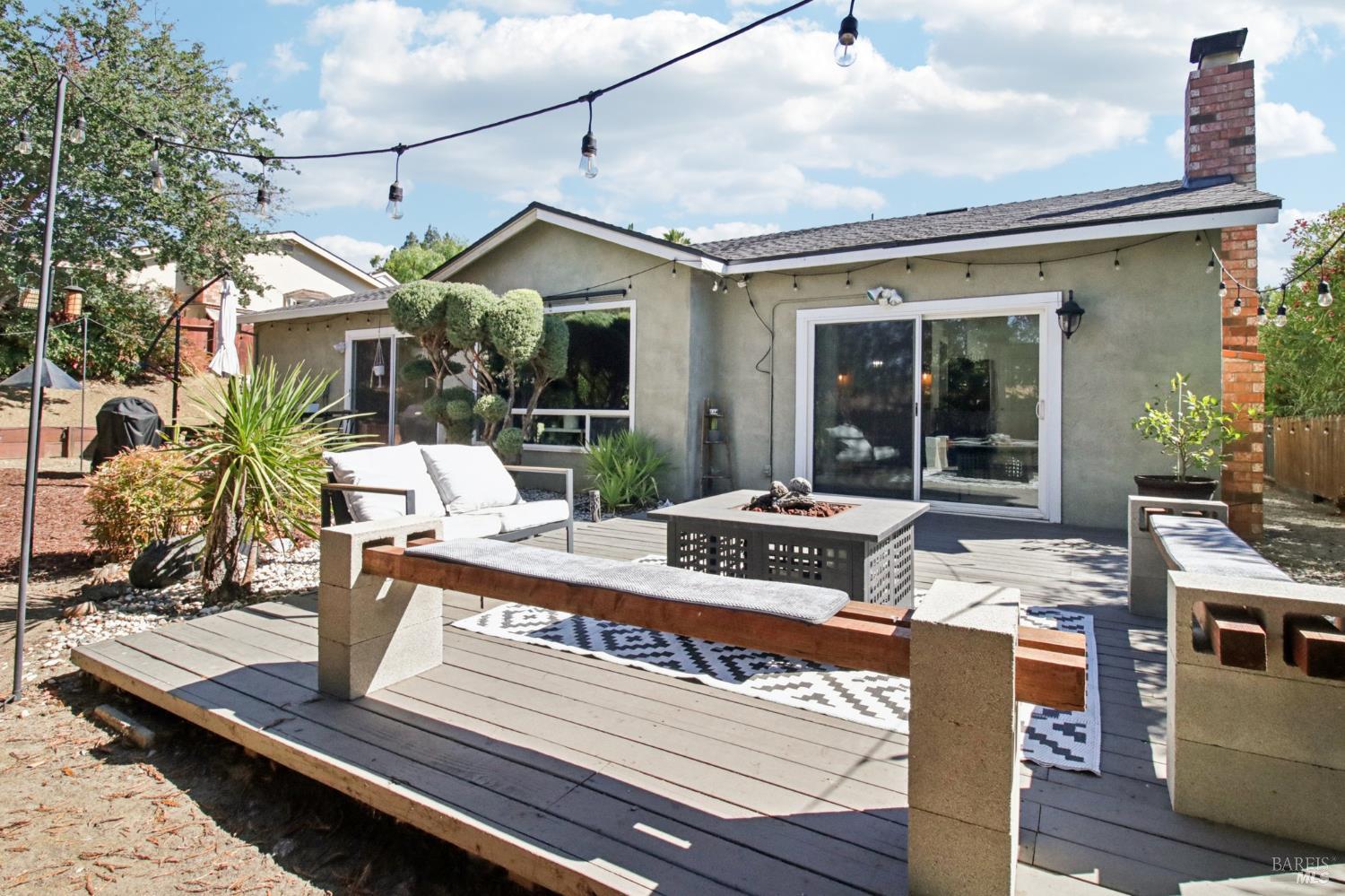Detail Gallery Image 41 of 47 For 2246 Minaret Dr, Martinez,  CA 94553 - 3 Beds | 2 Baths
