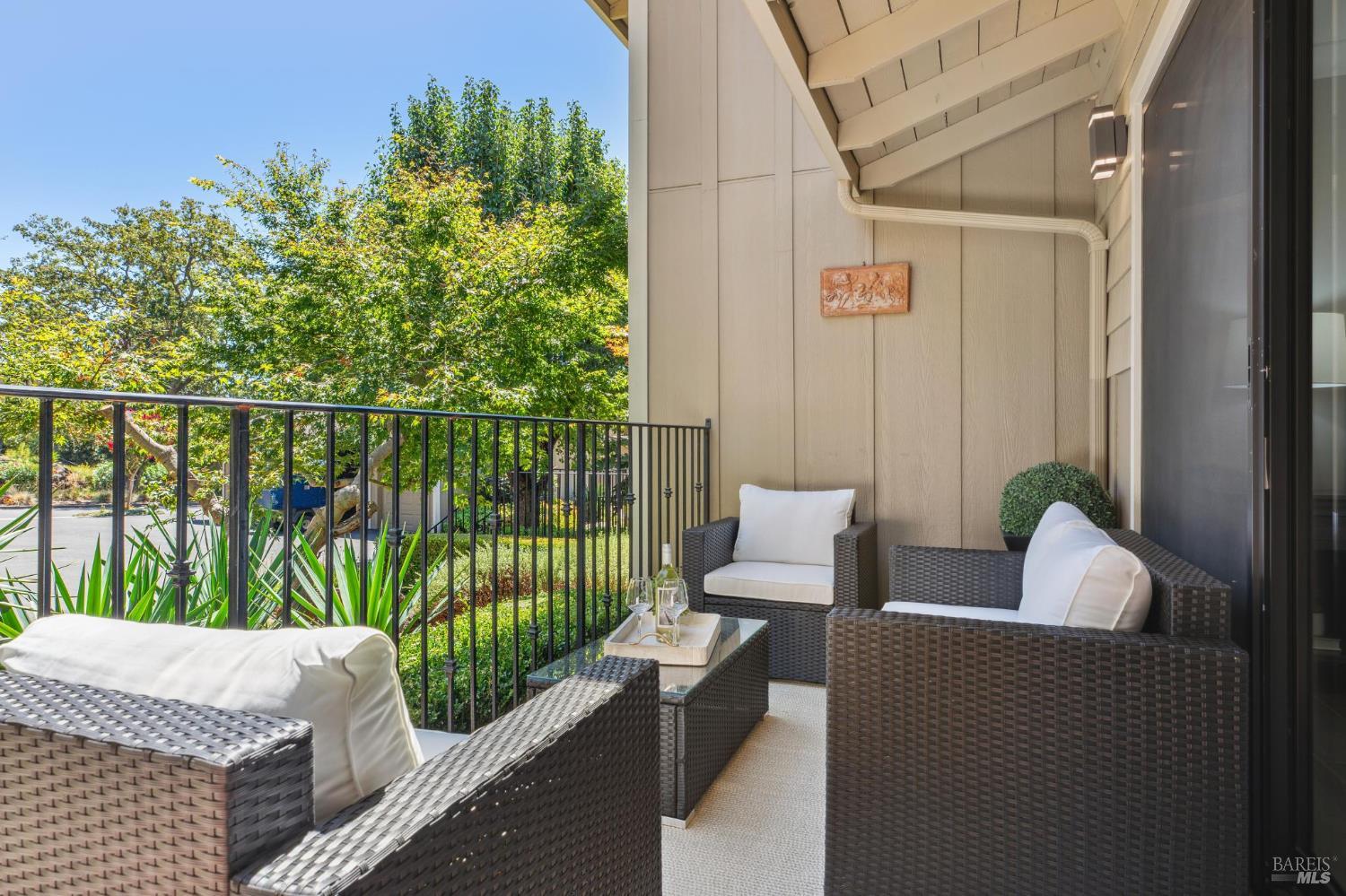 Detail Gallery Image 39 of 69 For 836 Acorn Way, Napa,  CA 94558 - 3 Beds | 2 Baths