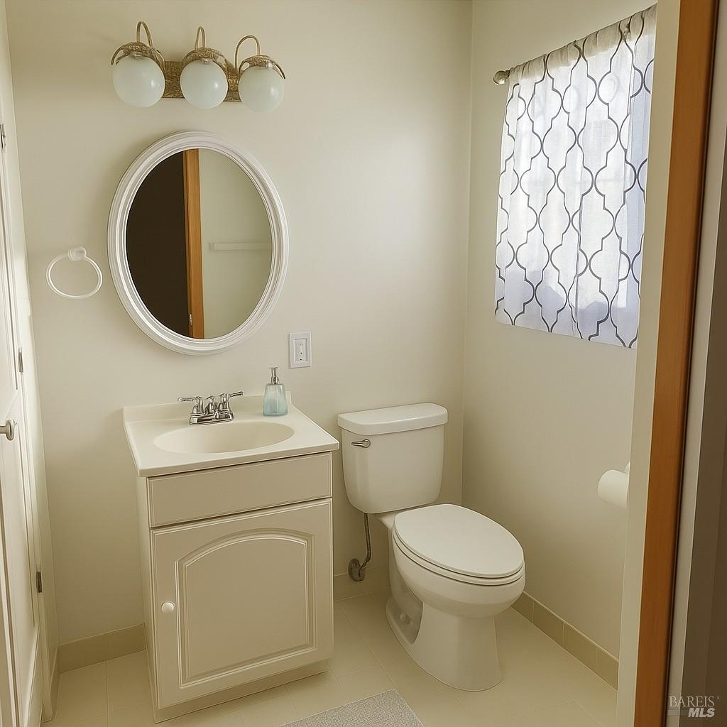 Detail Gallery Image 12 of 18 For 1012 Terra Verde Dr, Napa,  CA 94559 - 3 Beds | 2 Baths