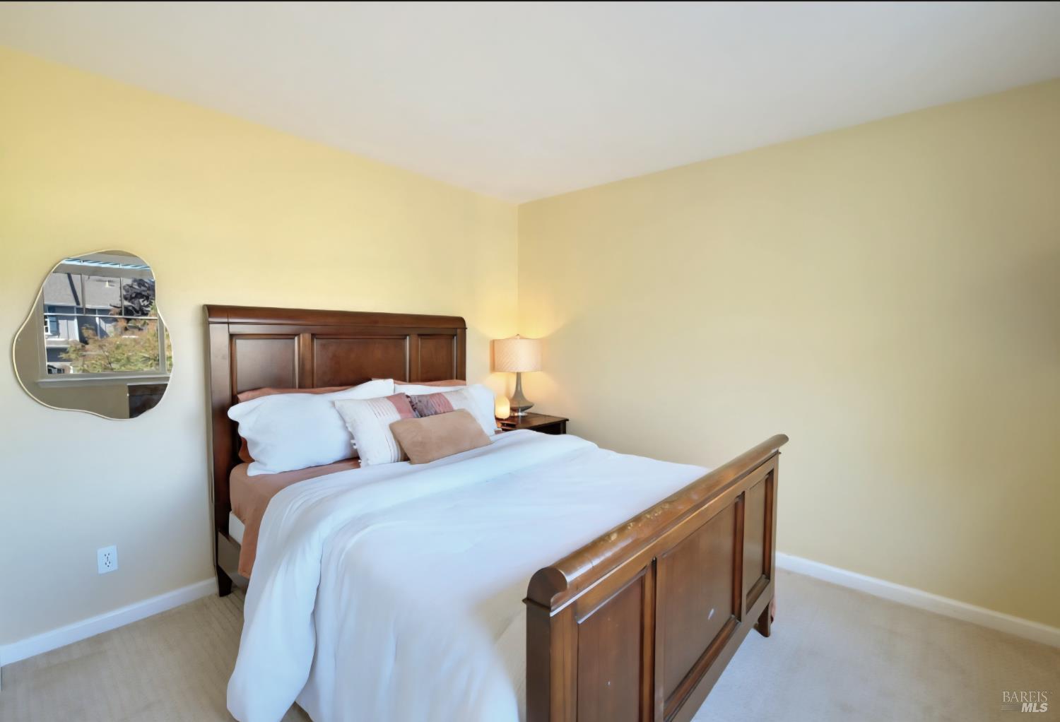 Detail Gallery Image 23 of 30 For 2353 George Ln, Santa Rosa,  CA 95403 - 3 Beds | 2/1 Baths