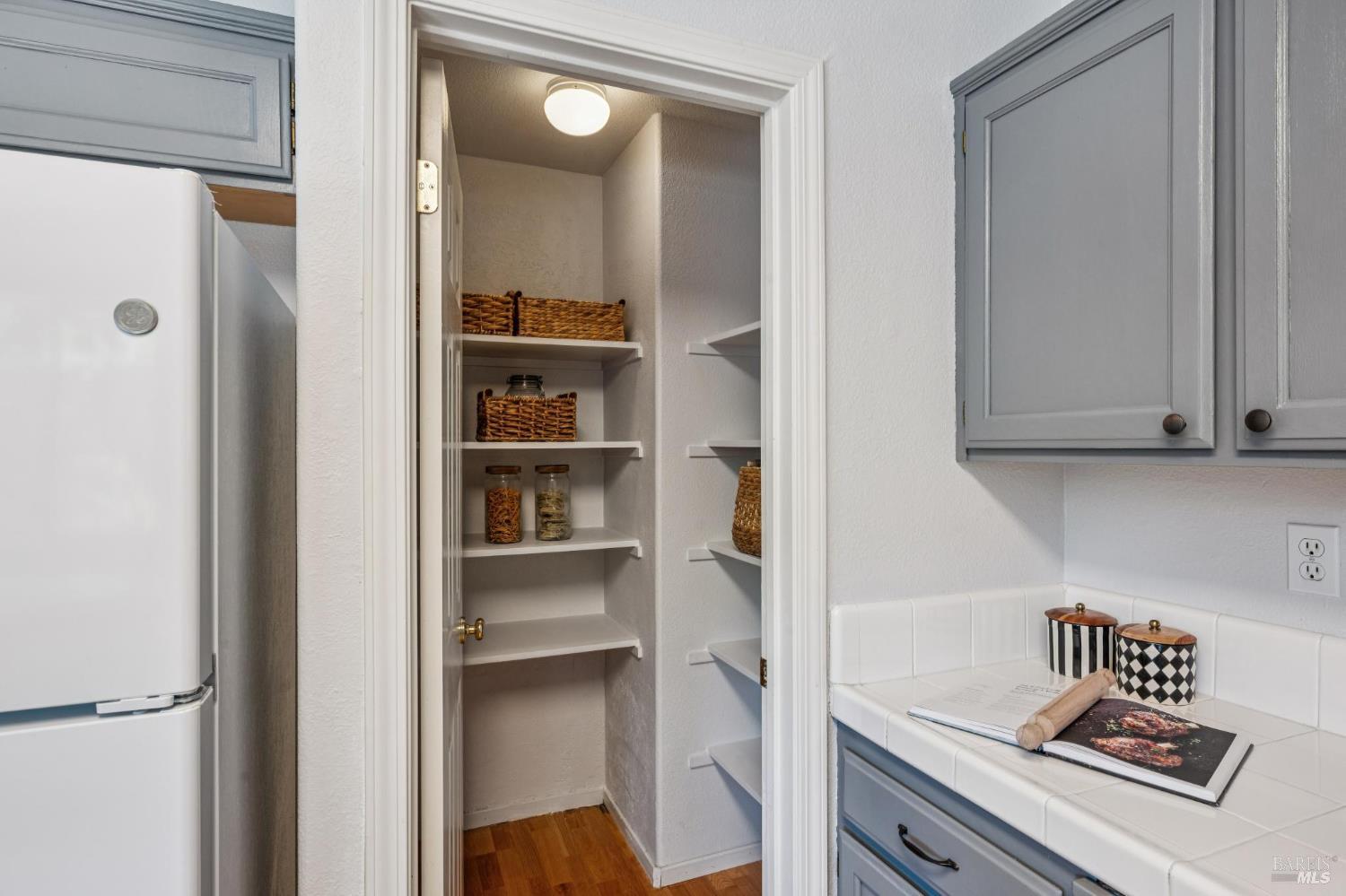 Detail Gallery Image 28 of 53 For 8030 Macaw Ct, Rohnert Park,  CA 94928 - 3 Beds | 2/1 Baths