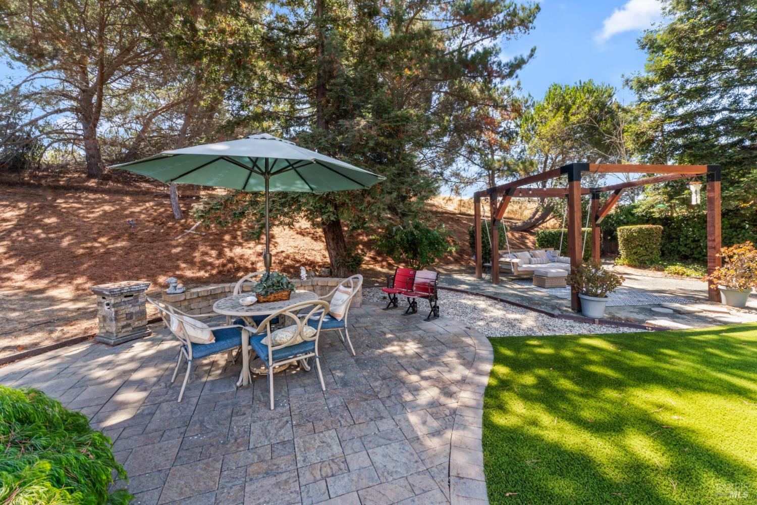 Detail Gallery Image 38 of 47 For 921 Bolton Cir, Benicia,  CA 94510 - 3 Beds | 2/1 Baths
