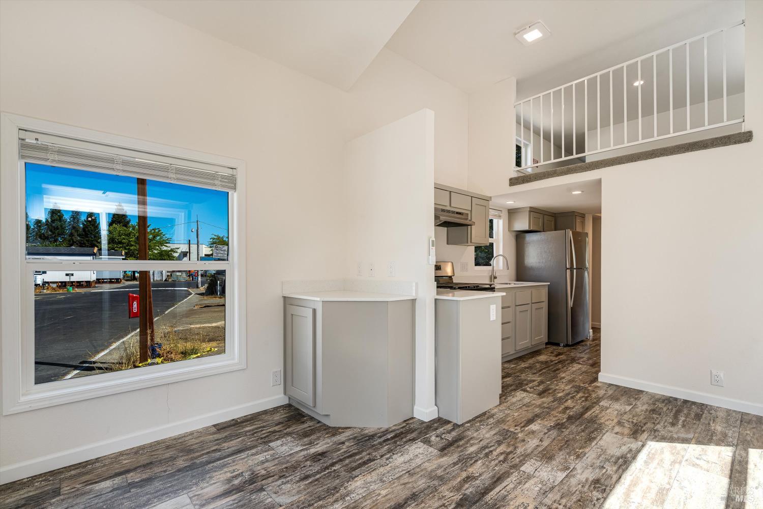 Detail Gallery Image 8 of 32 For 101 Colgan Ave 2, Santa Rosa,  CA 95404 - 1 Beds | 1 Baths