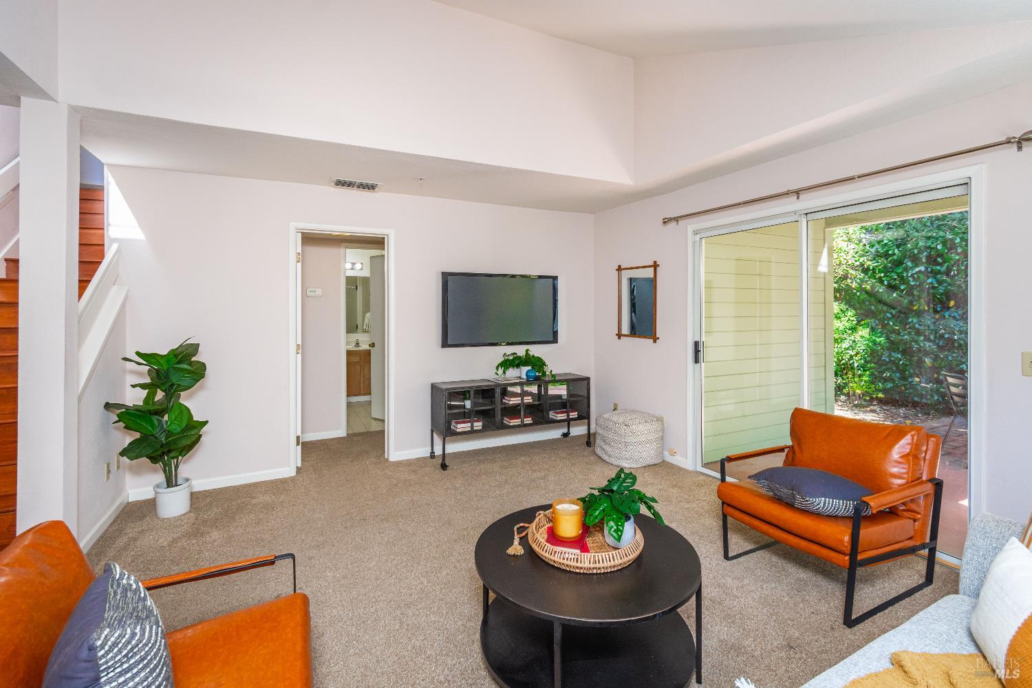 Detail Gallery Image 5 of 25 For 2748 Elks Way, Napa,  CA 94558 - 3 Beds | 2 Baths