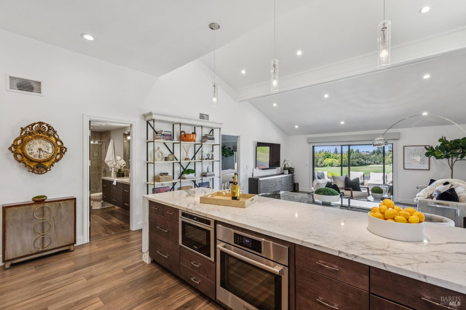 Detail Gallery Image 25 of 69 For 836 Acorn Way, Napa,  CA 94558 - 3 Beds | 2 Baths