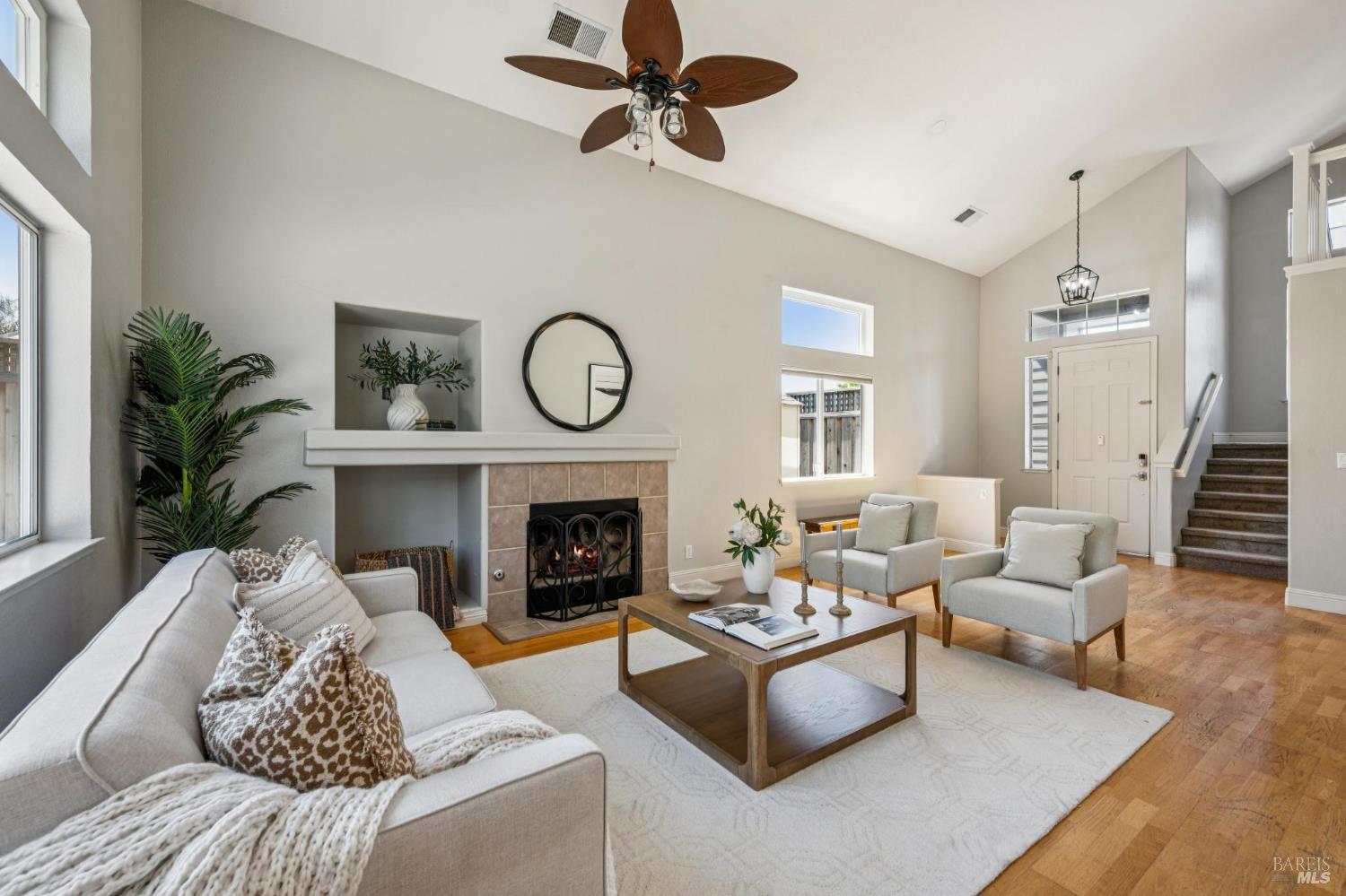 Detail Gallery Image 9 of 53 For 8030 Macaw Ct, Rohnert Park,  CA 94928 - 3 Beds | 2/1 Baths