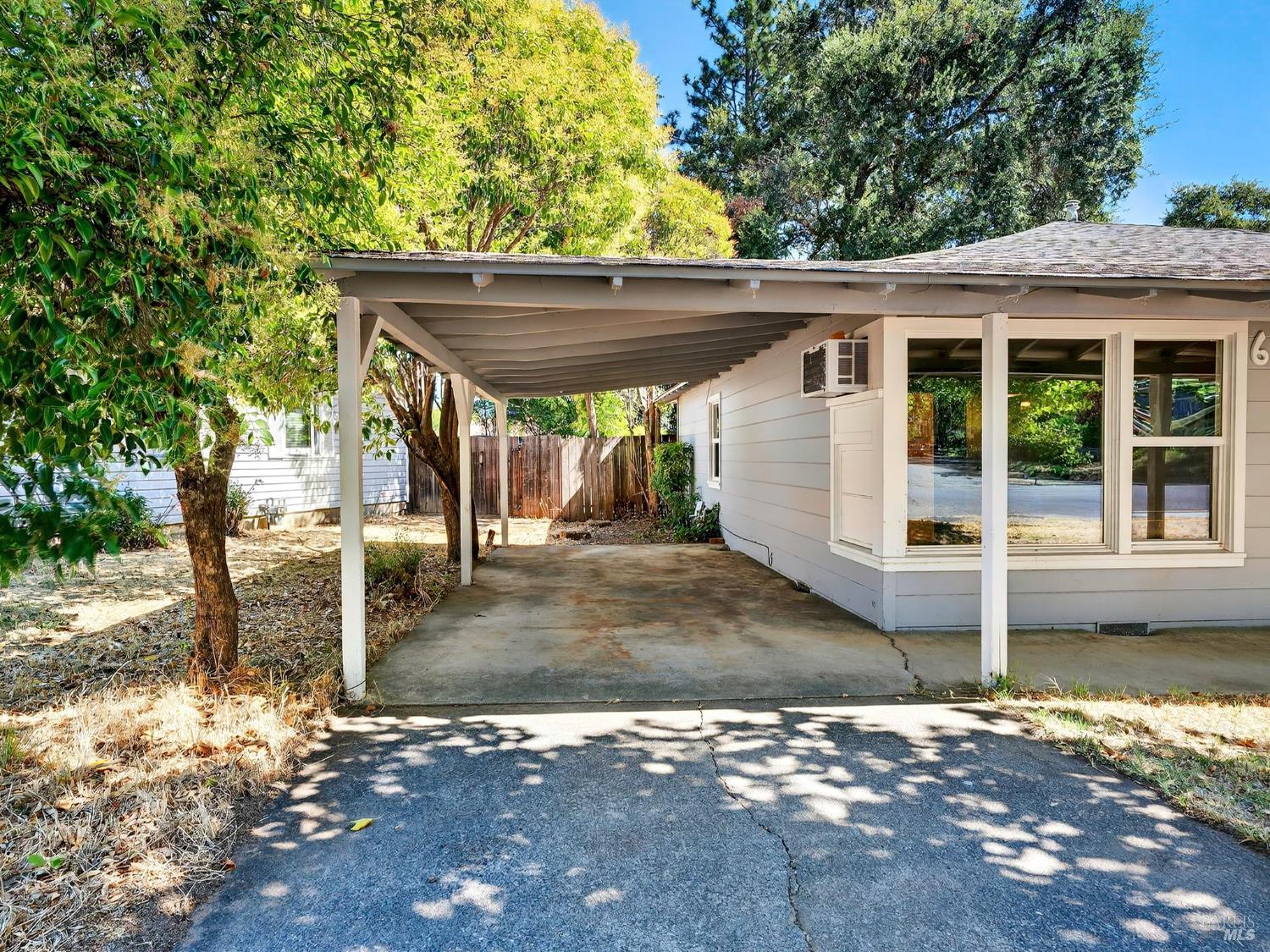 Detail Gallery Image 25 of 28 For 693 Mendocino Dr, Ukiah,  CA 95482 - 3 Beds | 1 Baths