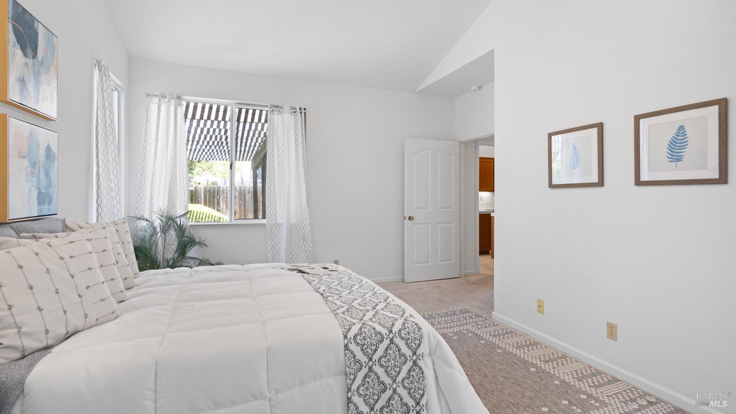 Detail Gallery Image 28 of 58 For 202 Bantry Dr, Vacaville,  CA 95688 - 3 Beds | 2 Baths