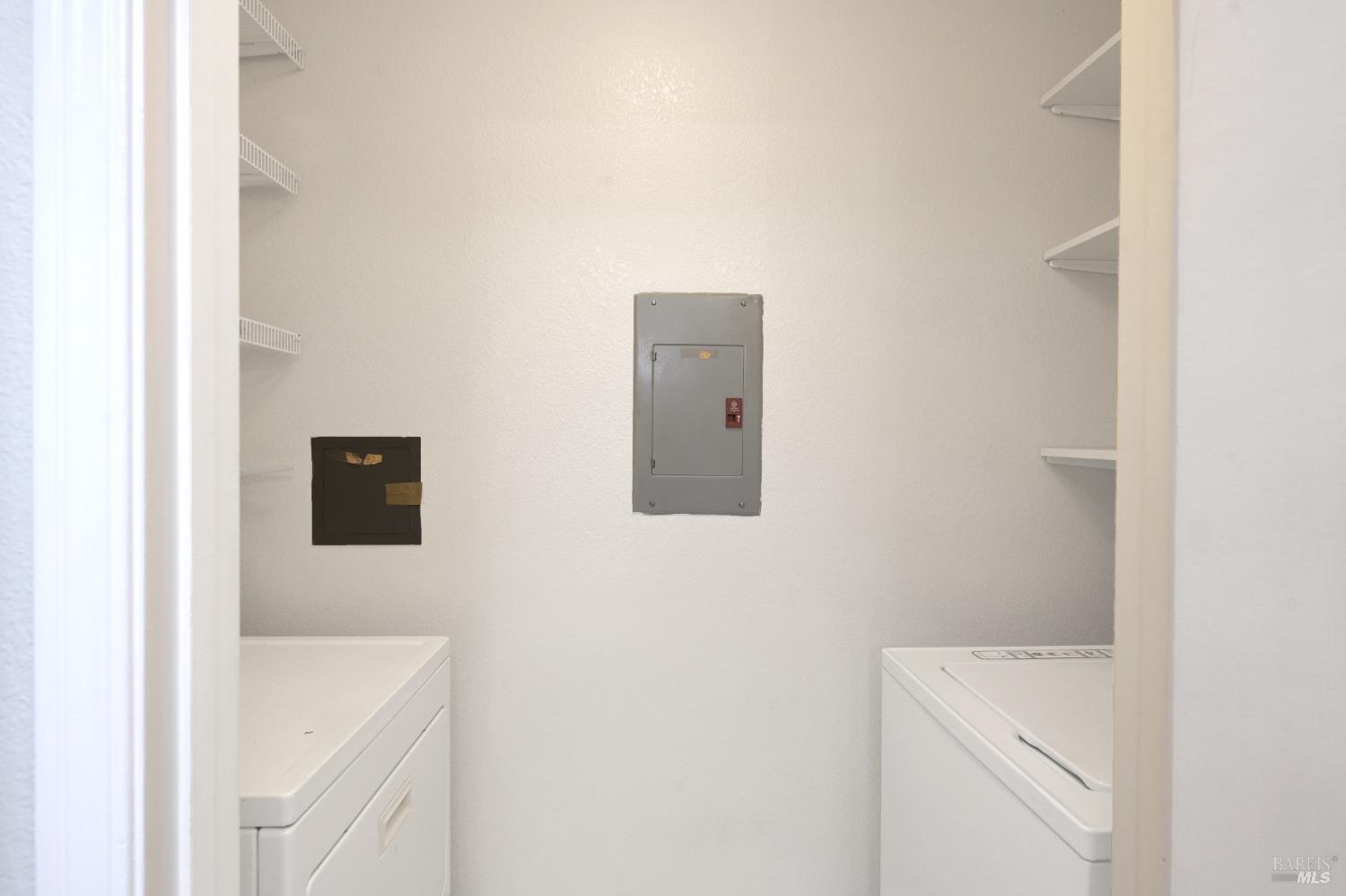 Detail Gallery Image 22 of 29 For 506 Dursey Dr, Pinole,  CA 94564 - 2 Beds | 2 Baths
