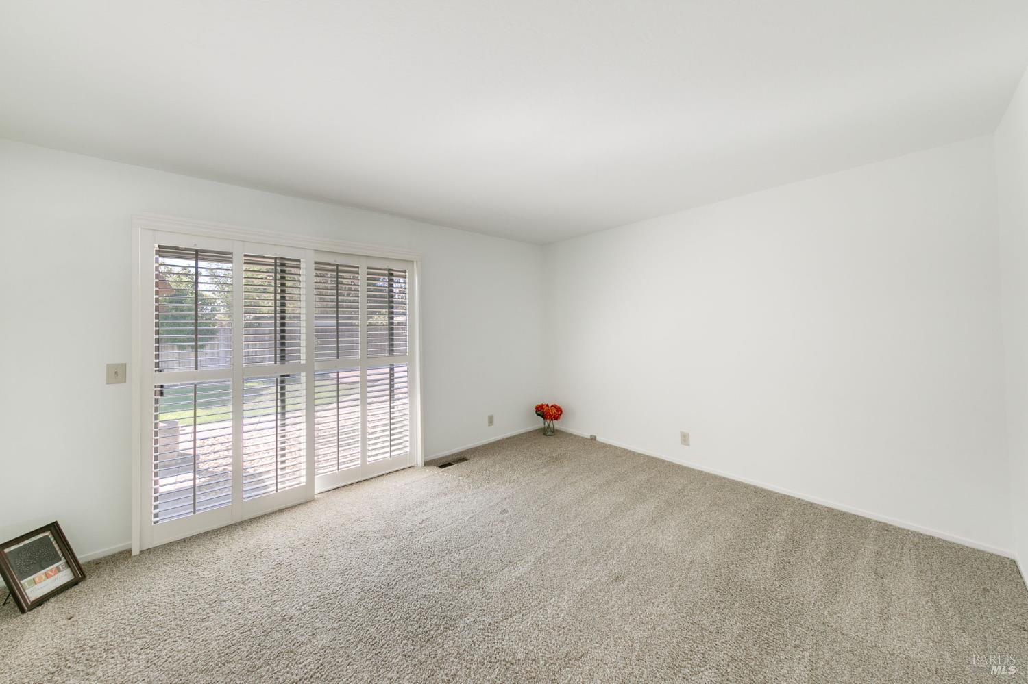 Detail Gallery Image 28 of 50 For 390 S Almond St, Dixon,  CA 95620 - 4 Beds | 2/1 Baths