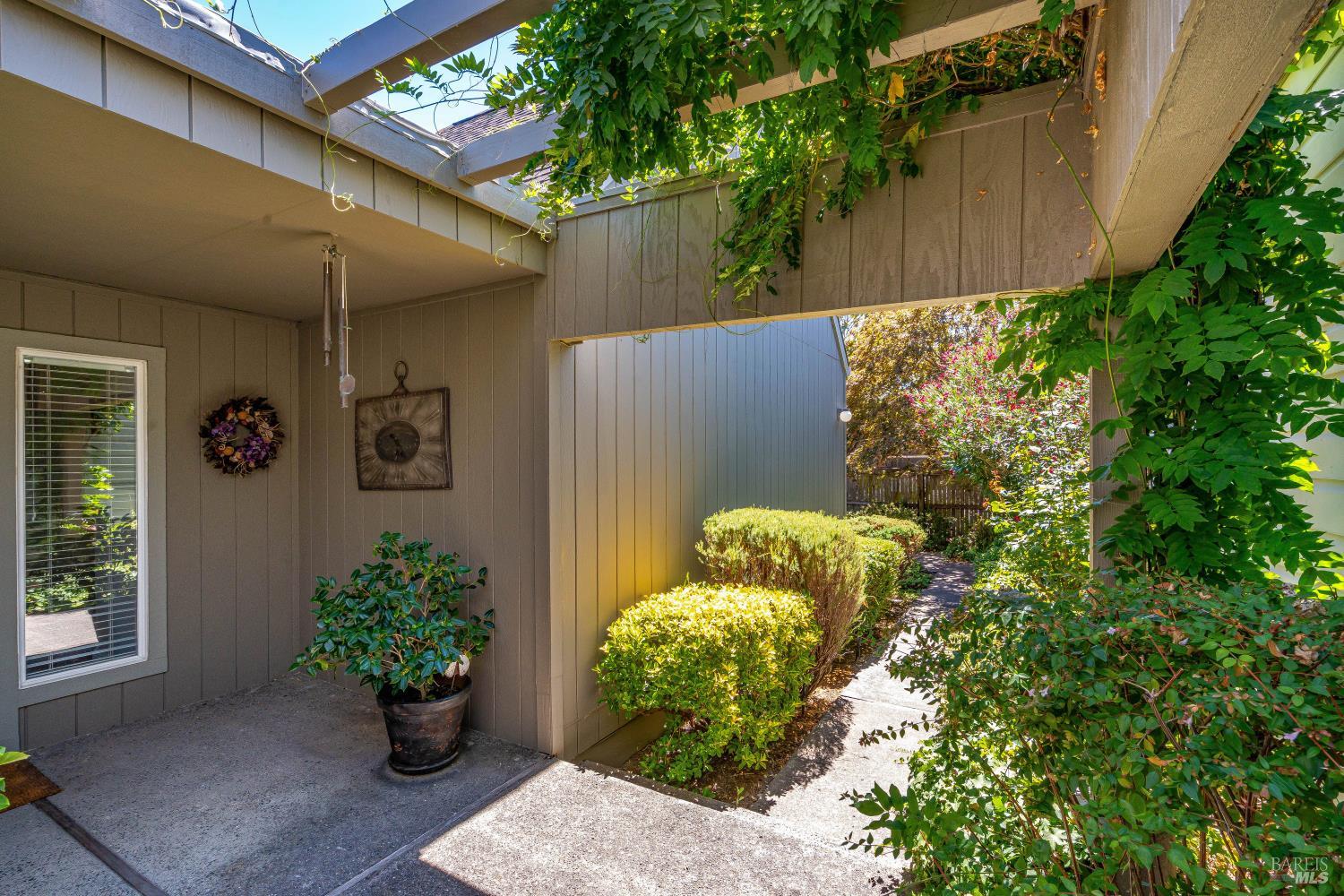 Detail Gallery Image 42 of 43 For 1329 Avenida Sebastiani Unkn, Sonoma,  CA 95476 - 2 Beds | 2 Baths