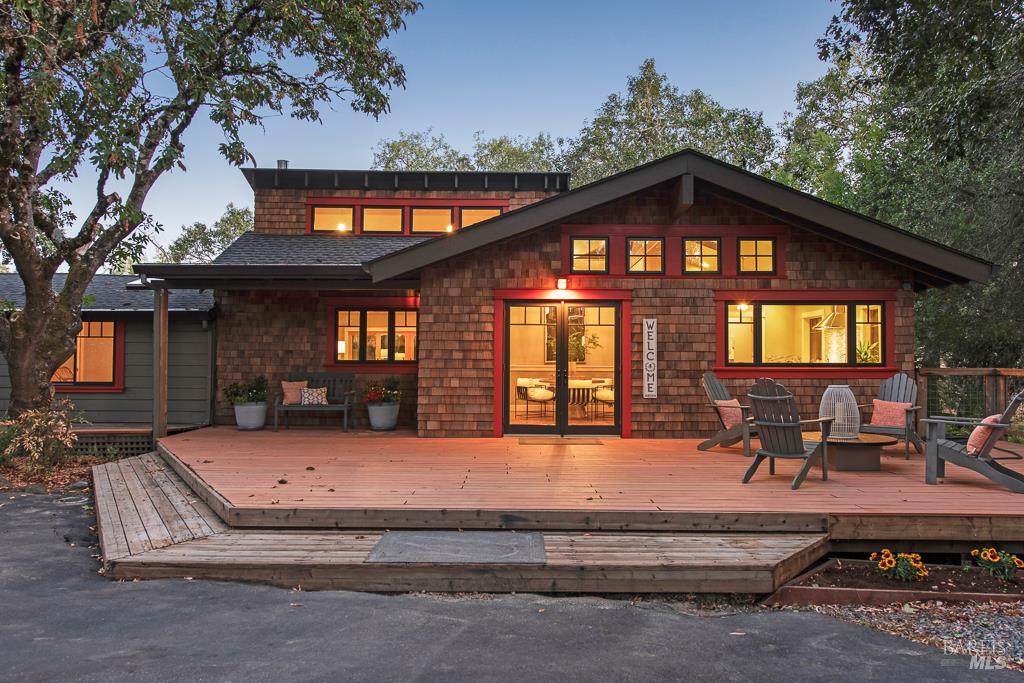 Detail Gallery Image 4 of 83 For 5961 Anderson Rd, Forestville,  CA 95436 - 3 Beds | 3 Baths