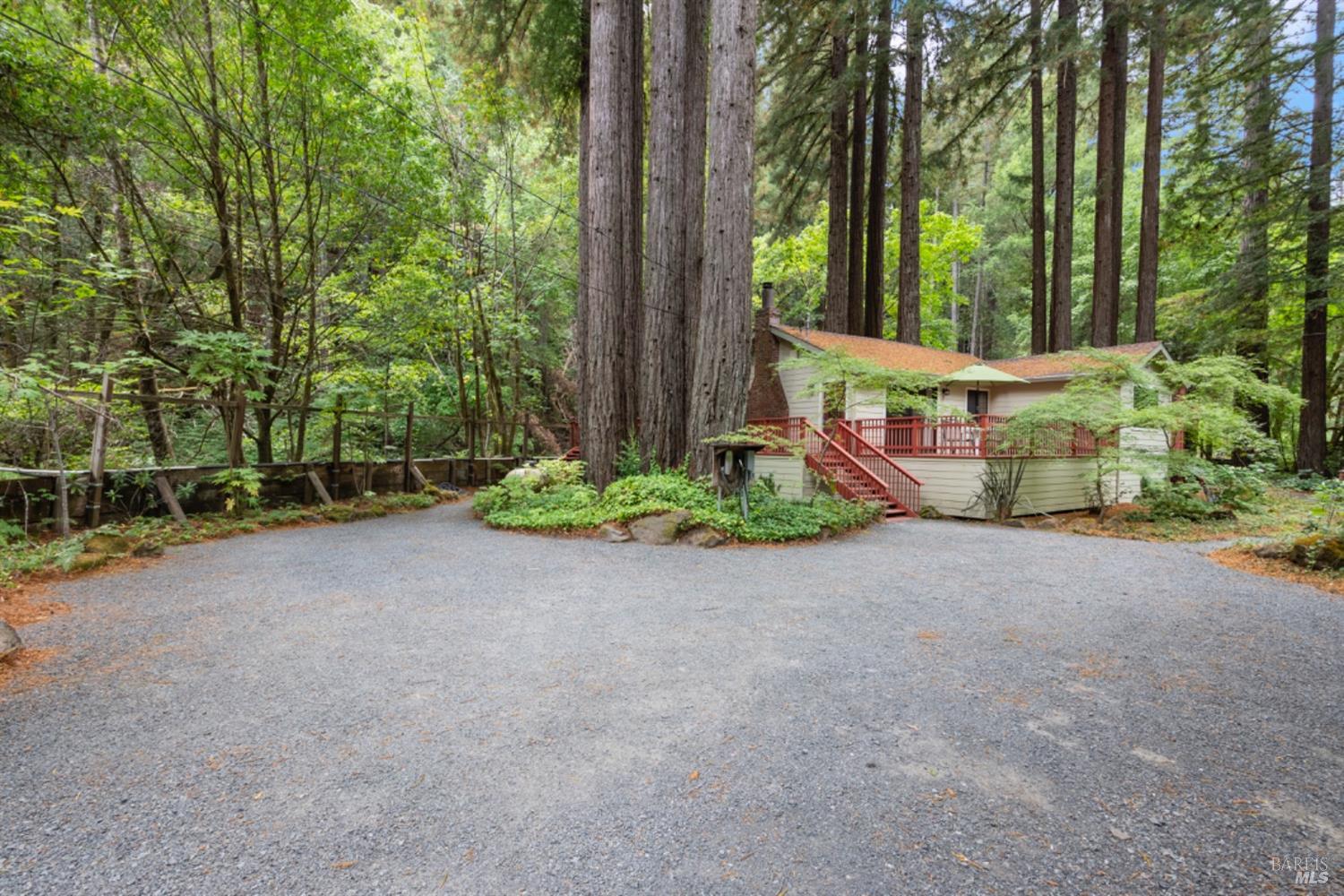 Detail Gallery Image 4 of 39 For 7600 Bohemian Hwy, Occidental,  CA 95465 - 2 Beds | 1 Baths