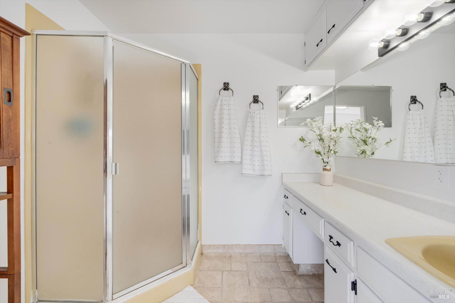 Detail Gallery Image 17 of 40 For 1229 Olive St, Santa Rosa,  CA 95407 - 3 Beds | 2 Baths