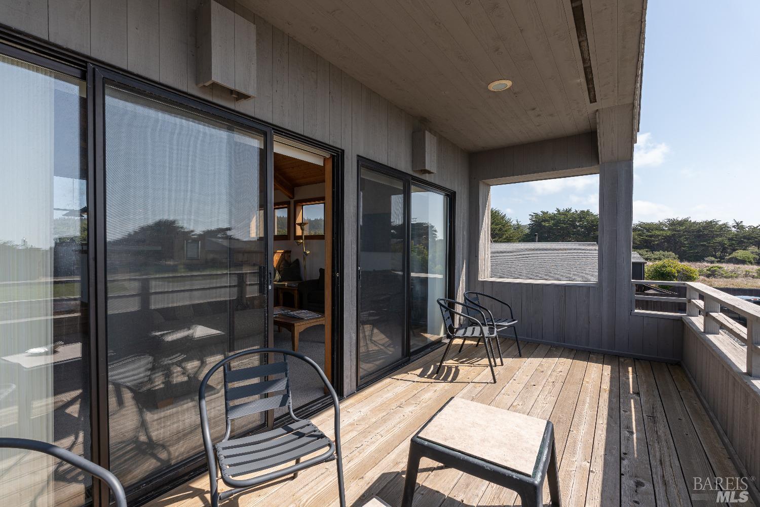 Detail Gallery Image 6 of 38 For 41940 Mizzen Mast Unkn, The Sea Ranch,  CA 95497 - 4 Beds | 3/1 Baths