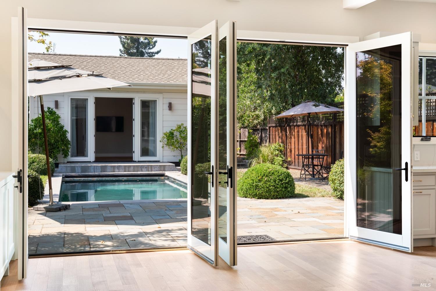 Detail Gallery Image 21 of 24 For 1508 Spring St, Saint Helena,  CA 94574 - 3 Beds | 3/1 Baths