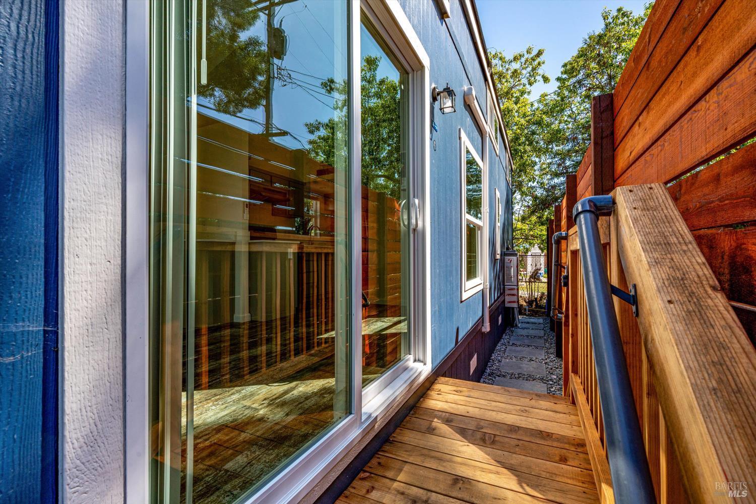 Detail Gallery Image 6 of 32 For 101 Colgan Ave 2, Santa Rosa,  CA 95404 - 1 Beds | 1 Baths