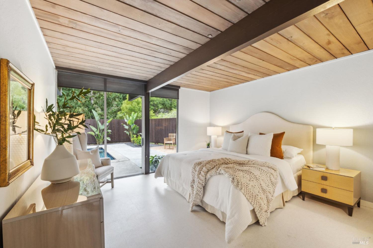 Detail Gallery Image 33 of 55 For 87 Mount Rainier Dr, San Rafael,  CA 94903 - 5 Beds | 2 Baths