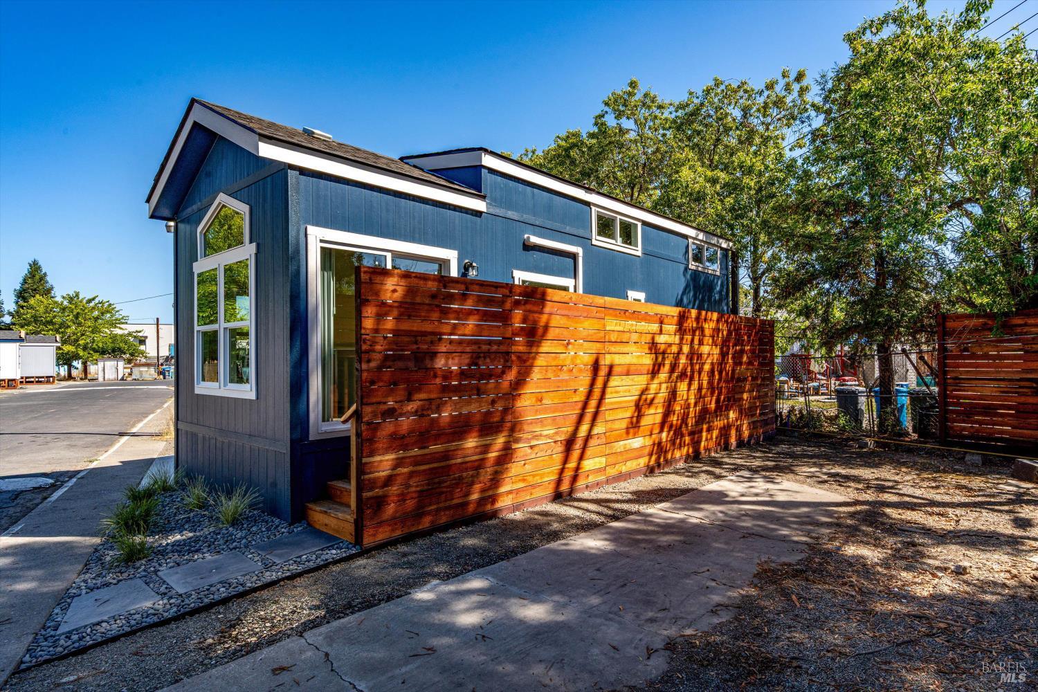 Detail Gallery Image 28 of 32 For 101 Colgan Ave 2, Santa Rosa,  CA 95404 - 1 Beds | 1 Baths
