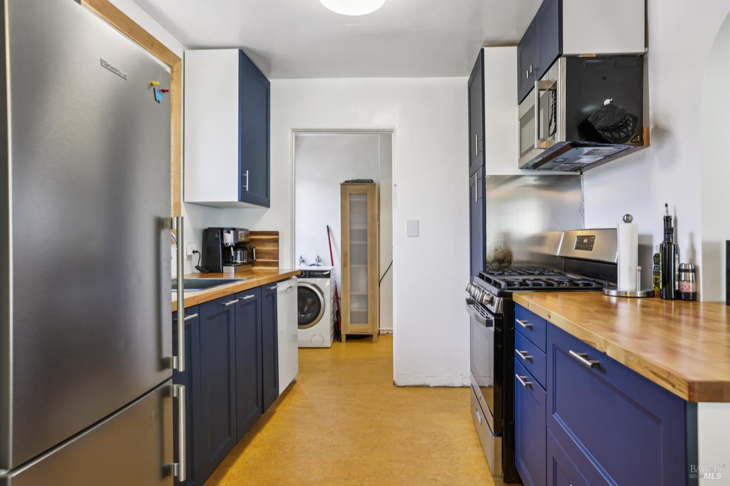 Detail Gallery Image 15 of 32 For 1522 Francisco St, Berkeley,  CA 94703 - 2 Beds | 2 Baths