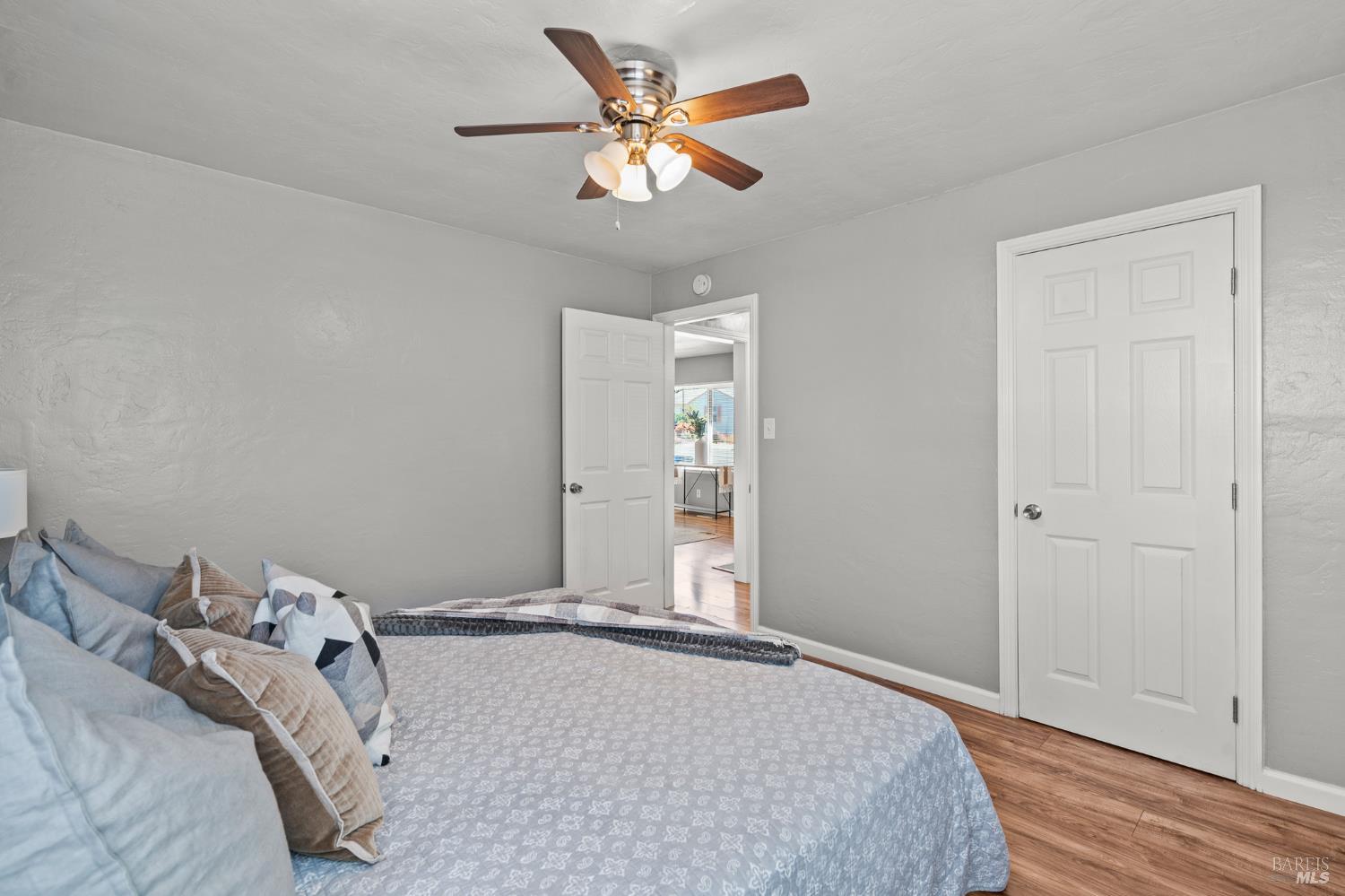 Detail Gallery Image 22 of 32 For 229 Hermosa Ave, Vallejo,  CA 94589 - 3 Beds | 1 Baths