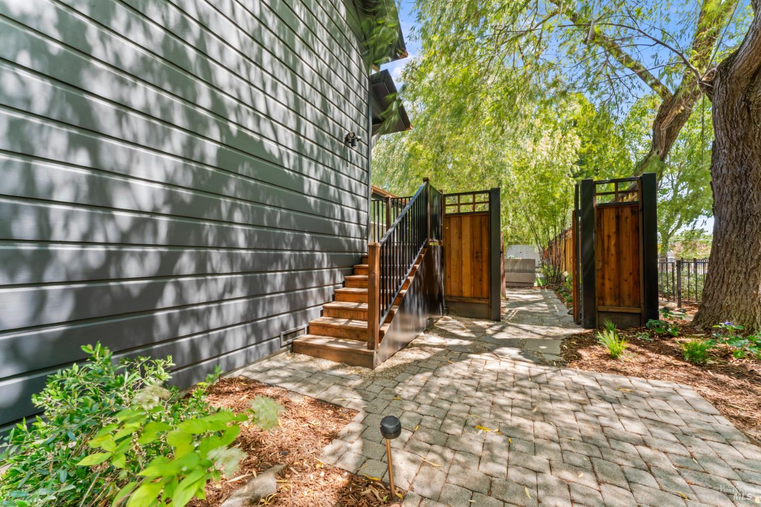 Detail Gallery Image 50 of 77 For 108 Randolph St, Napa,  CA 94559 - 3 Beds | 3 Baths