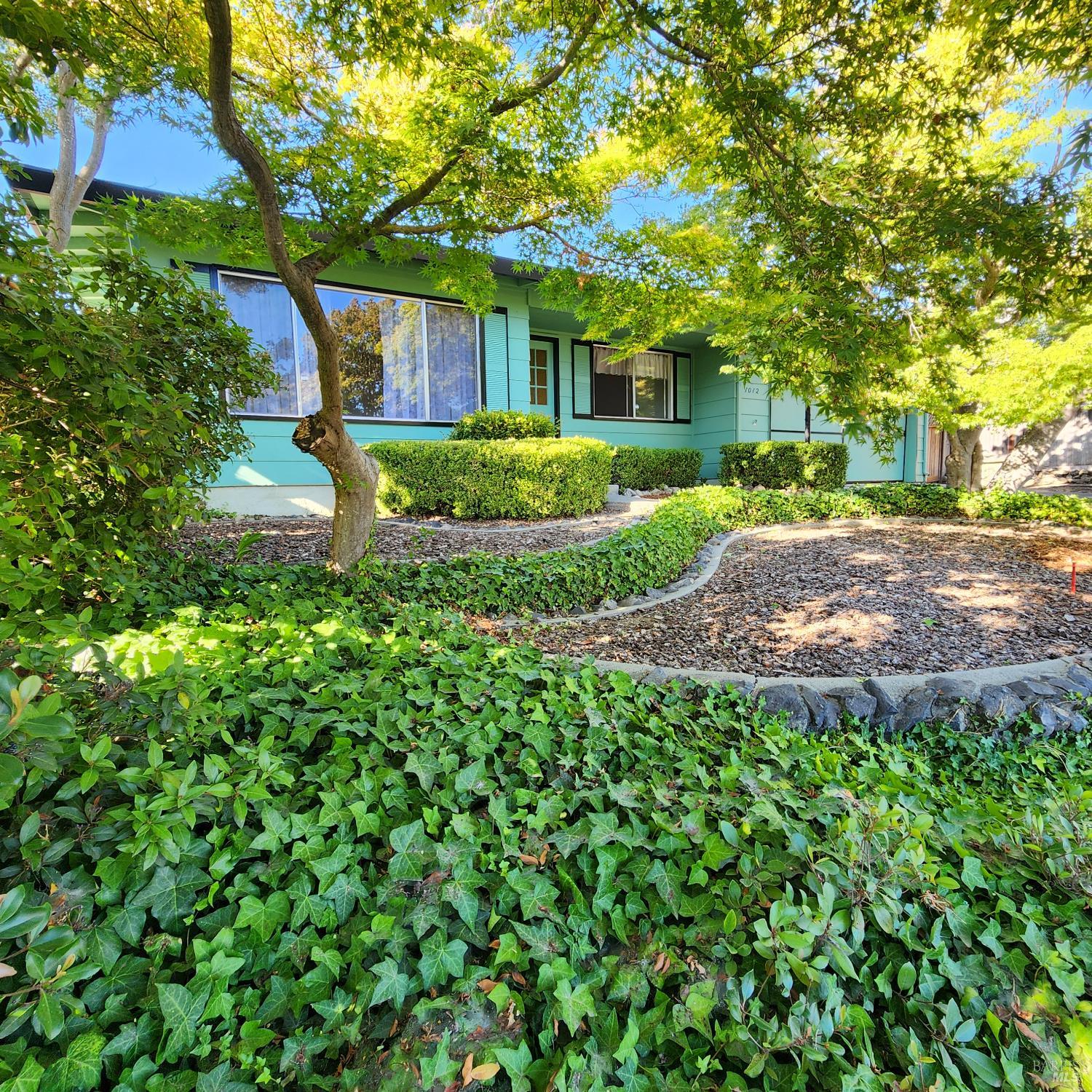 Detail Gallery Image 2 of 18 For 1012 Terra Verde Dr, Napa,  CA 94559 - 3 Beds | 2 Baths