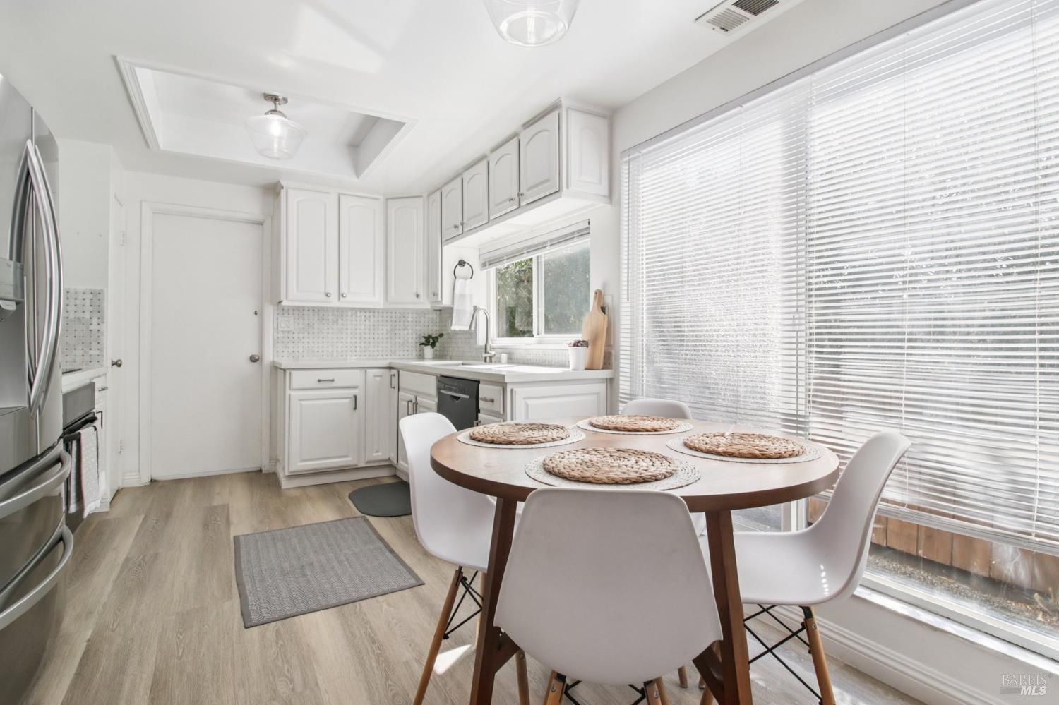 Detail Gallery Image 24 of 47 For 2246 Minaret Dr, Martinez,  CA 94553 - 3 Beds | 2 Baths