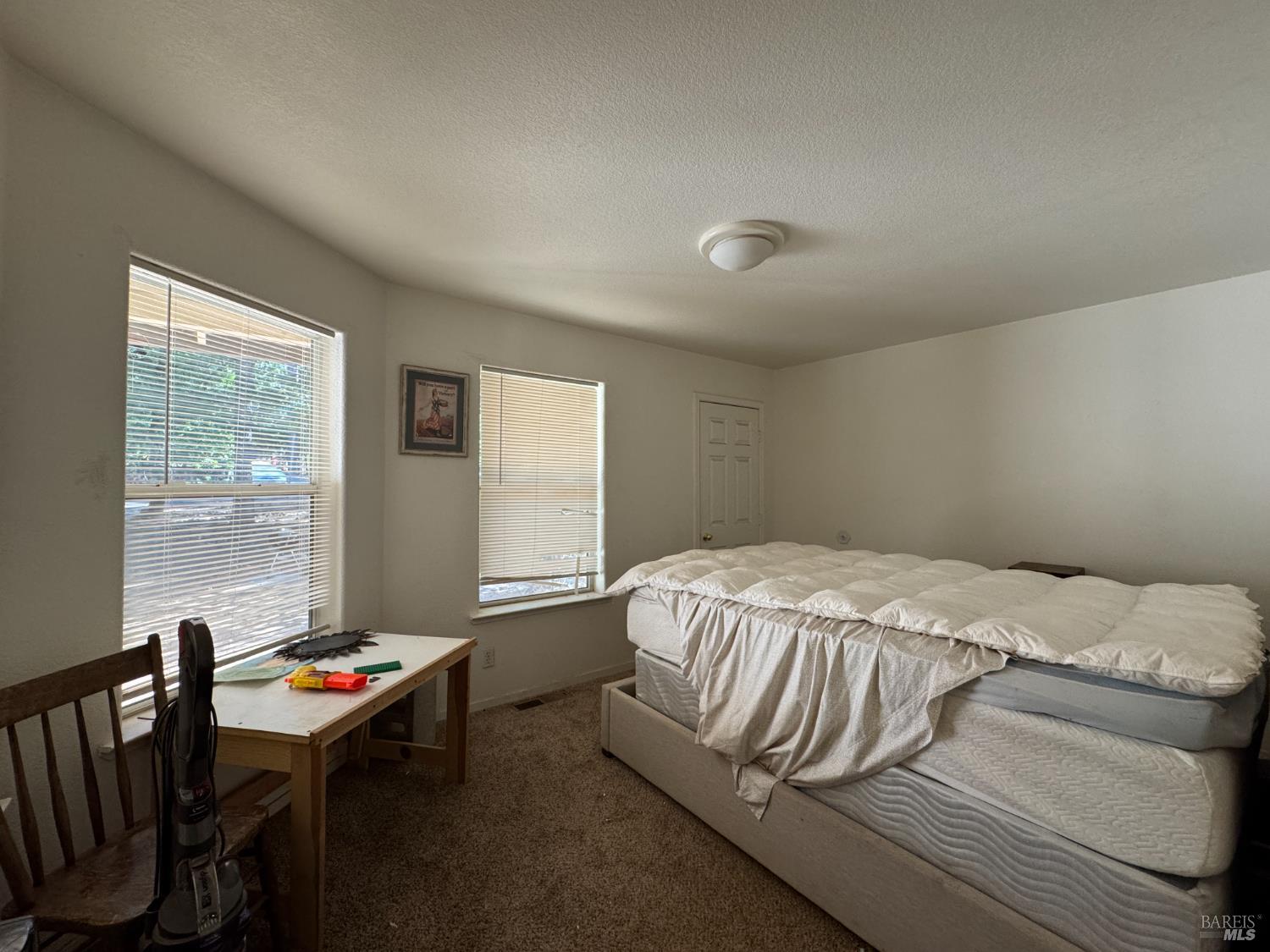 Detail Gallery Image 9 of 13 For 16681 Cobb Blvd, Cobb,  CA 95426 - 3 Beds | 2 Baths
