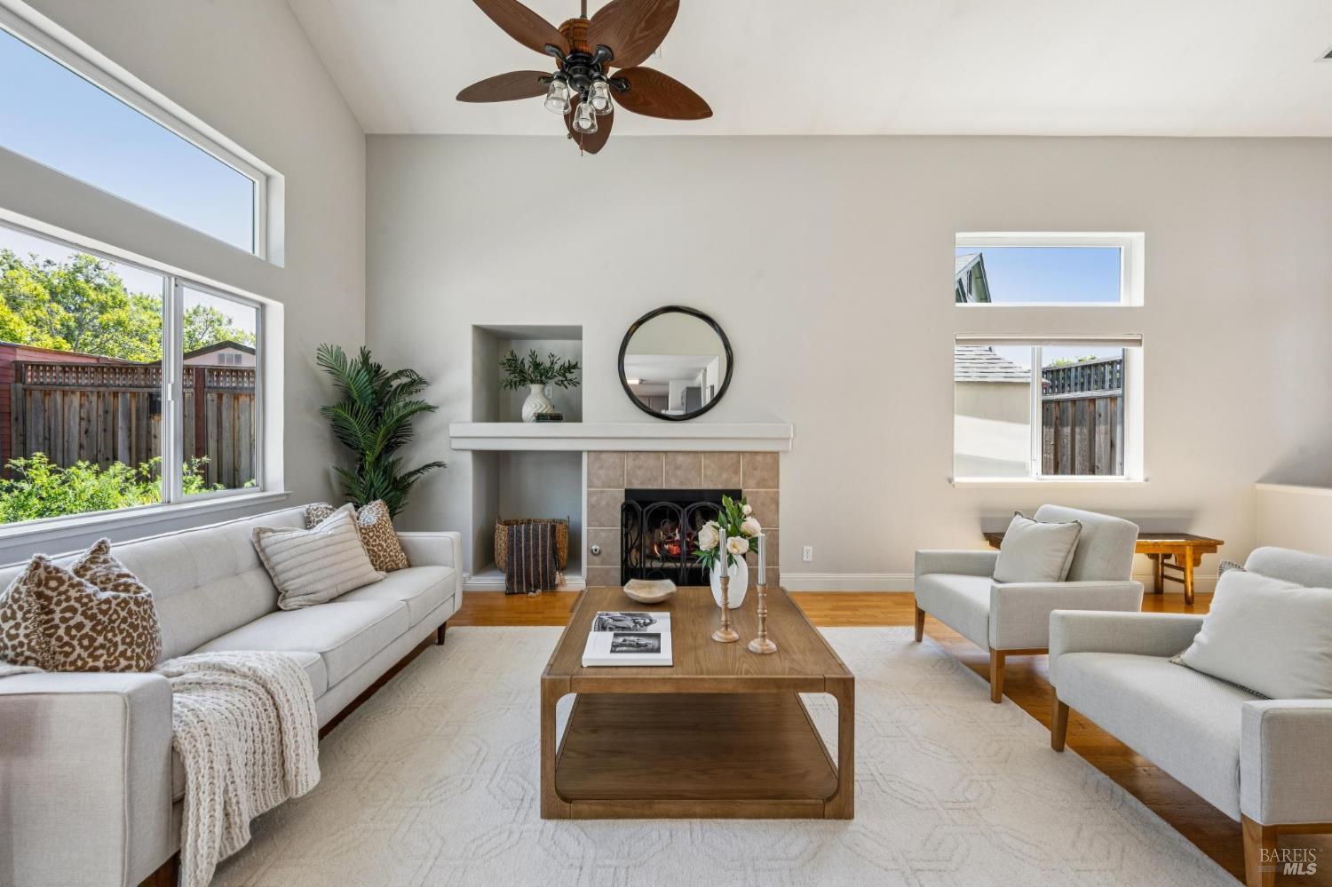 Detail Gallery Image 8 of 53 For 8030 Macaw Ct, Rohnert Park,  CA 94928 - 3 Beds | 2/1 Baths