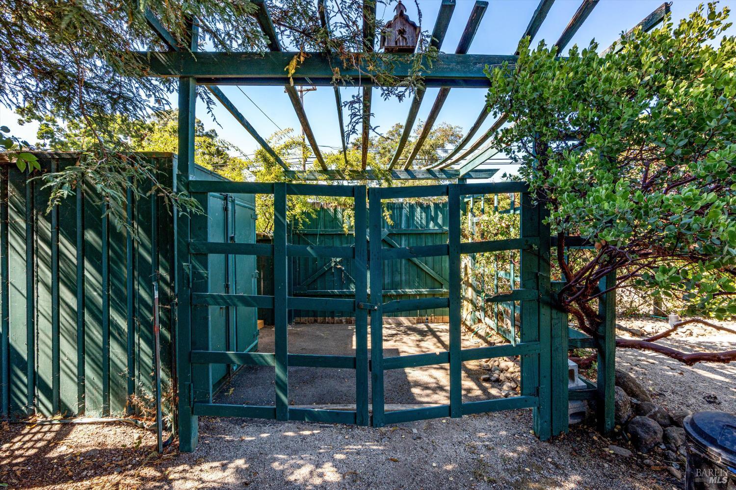 Detail Gallery Image 44 of 46 For 19100 Ola Ct, Sonoma,  CA 95476 - 2 Beds | 2 Baths