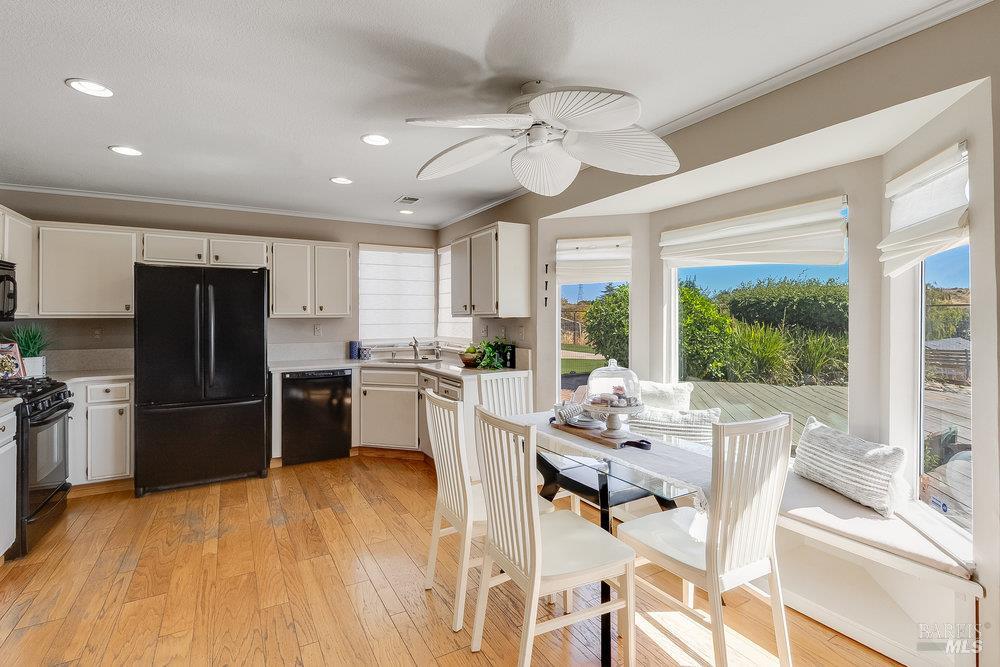 Detail Gallery Image 18 of 61 For 108 James River Rd, Vallejo,  CA 94591 - 3 Beds | 2/1 Baths