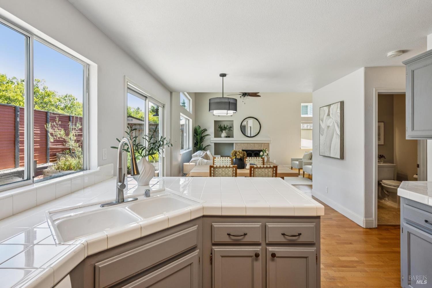 Detail Gallery Image 26 of 53 For 8030 Macaw Ct, Rohnert Park,  CA 94928 - 3 Beds | 2/1 Baths