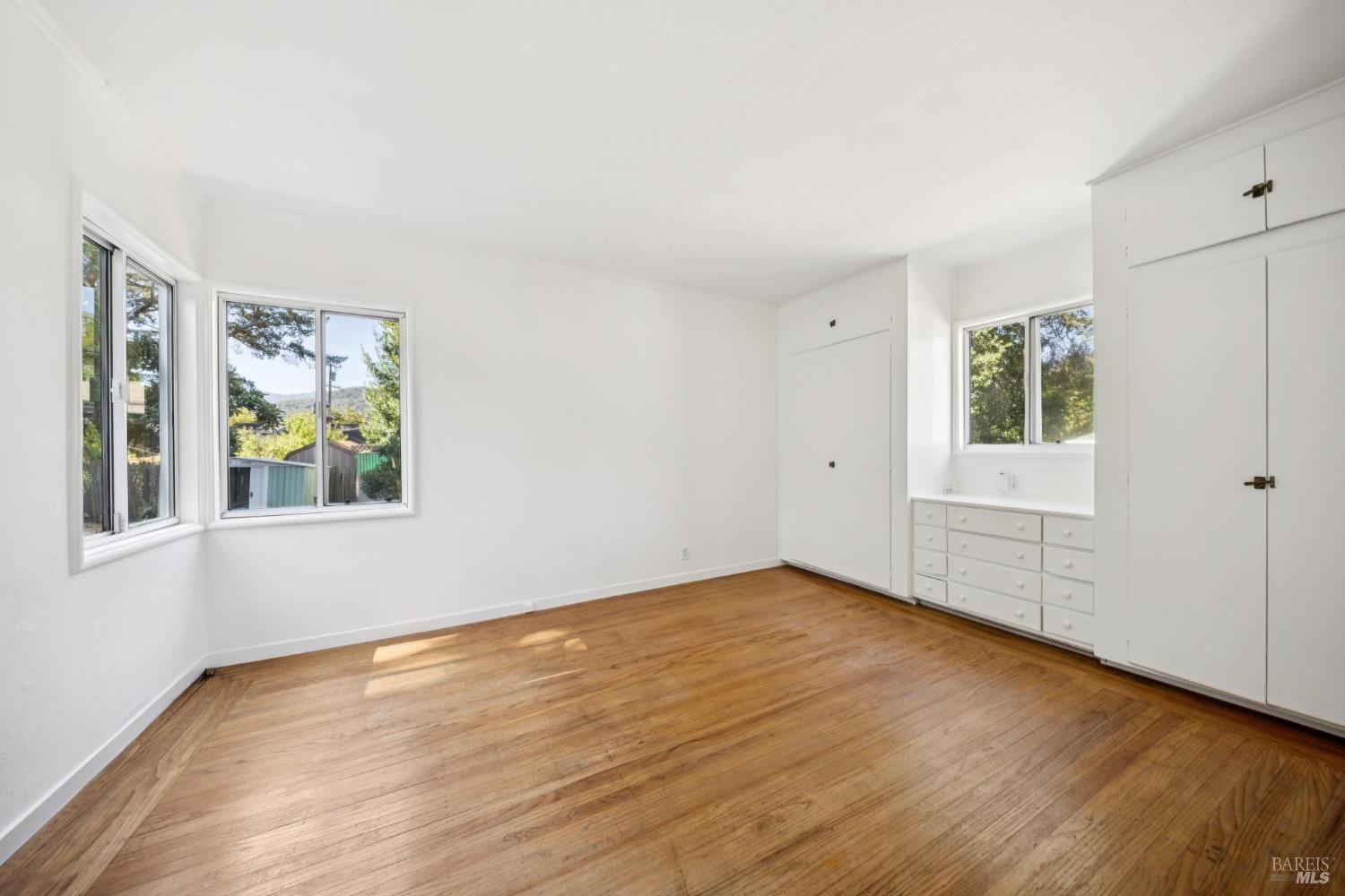 Detail Gallery Image 19 of 40 For 95 the Alameda Unkn, San Anselmo,  CA 94960 - 3 Beds | 2 Baths