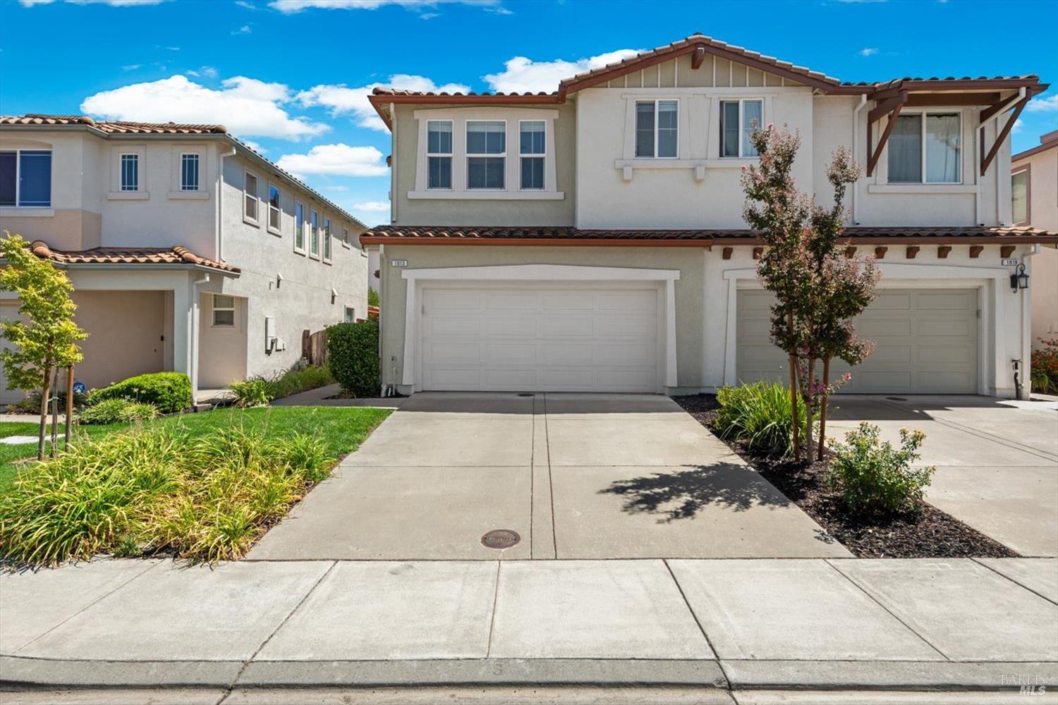 Detail Gallery Image 1 of 54 For 1013 Portofino Ave, Vacaville,  CA 95687 - 3 Beds | 2/1 Baths