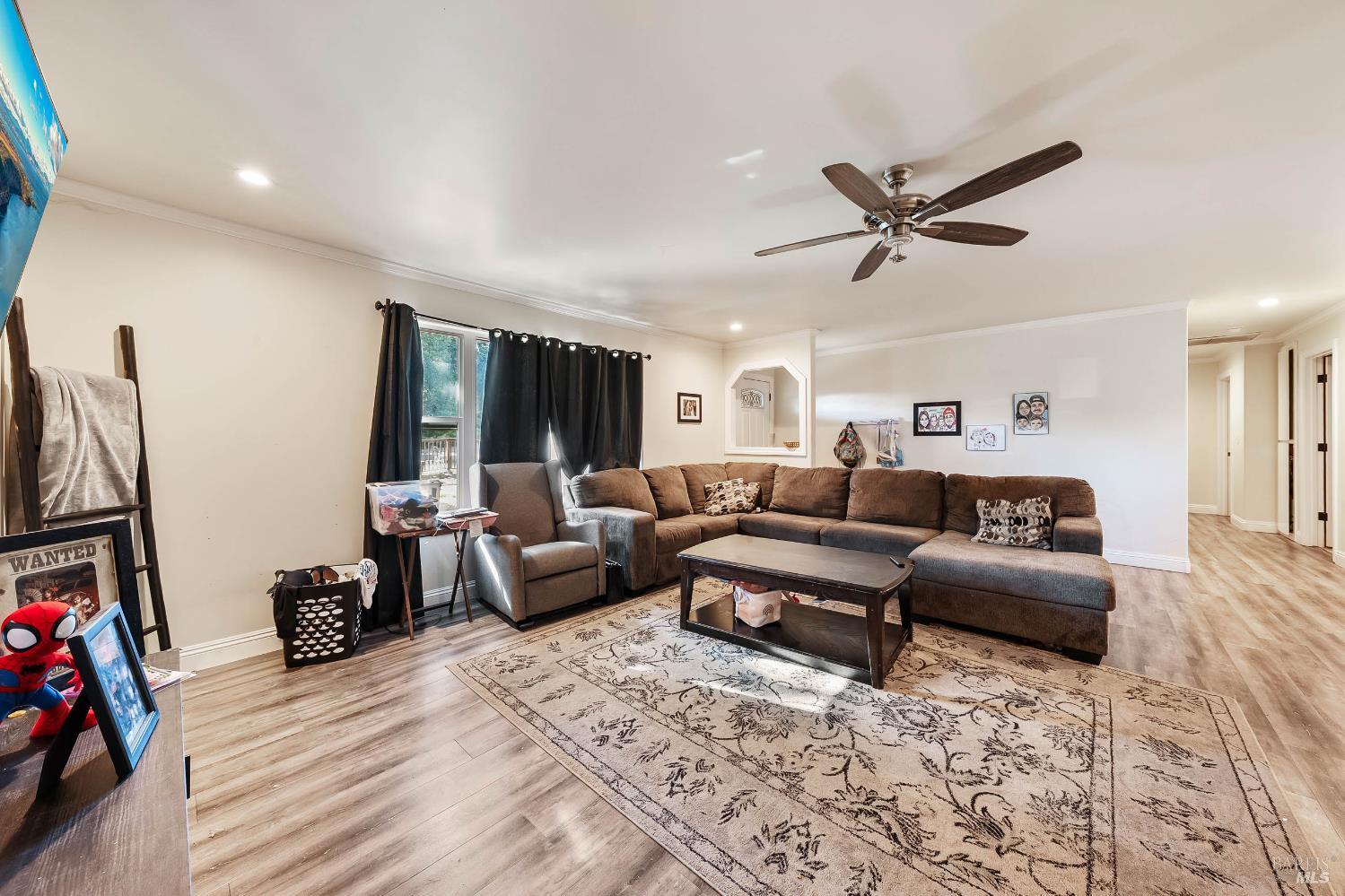 Detail Gallery Image 13 of 36 For 3664 Mckinnley Dr, Clearlake,  CA 95422 - 3 Beds | 2 Baths