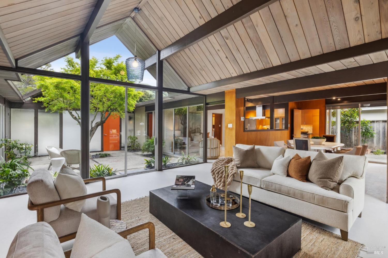 Detail Gallery Image 3 of 55 For 87 Mount Rainier Dr, San Rafael,  CA 94903 - 5 Beds | 2 Baths
