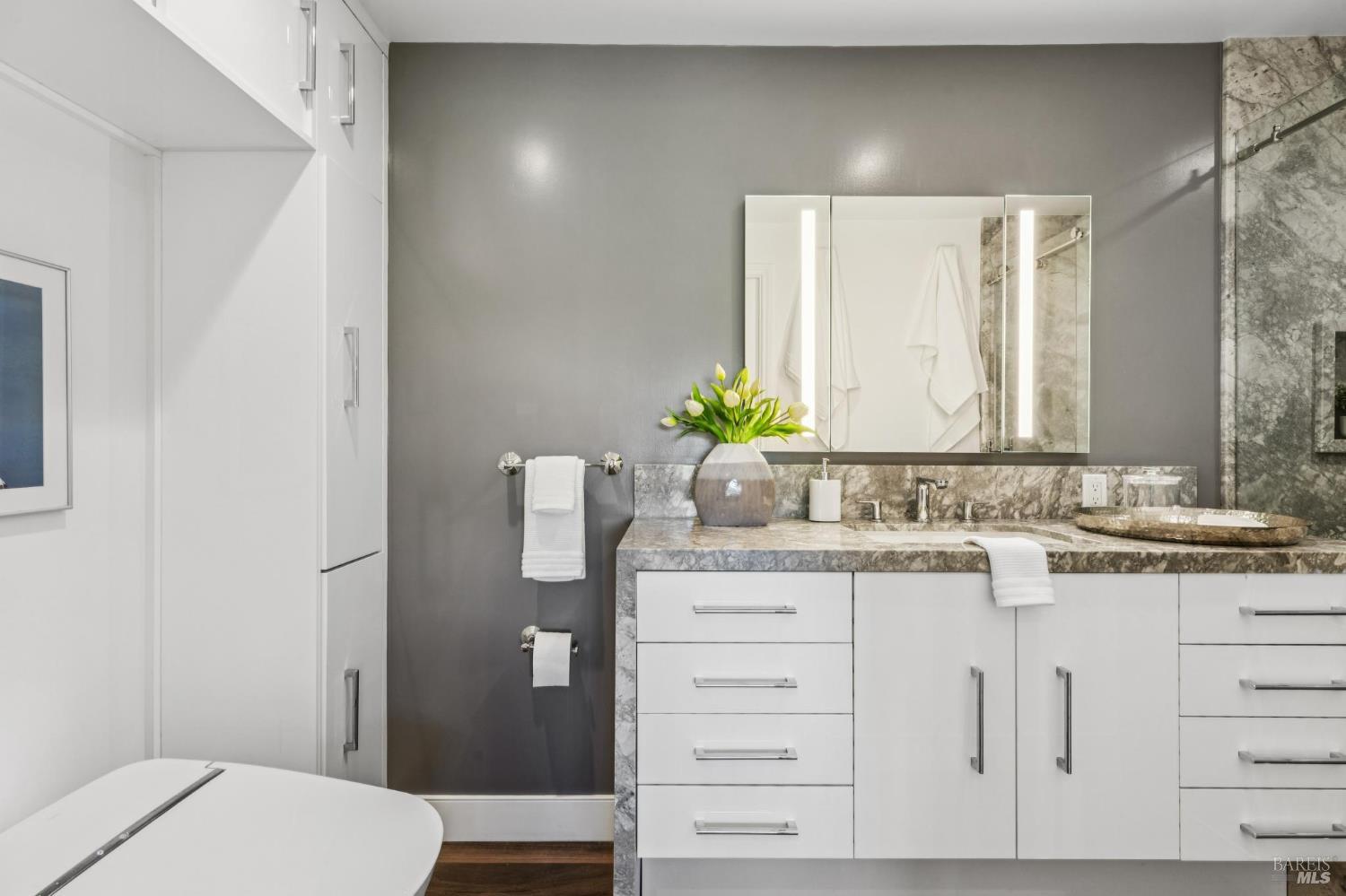 Detail Gallery Image 31 of 69 For 836 Acorn Way, Napa,  CA 94558 - 3 Beds | 2 Baths