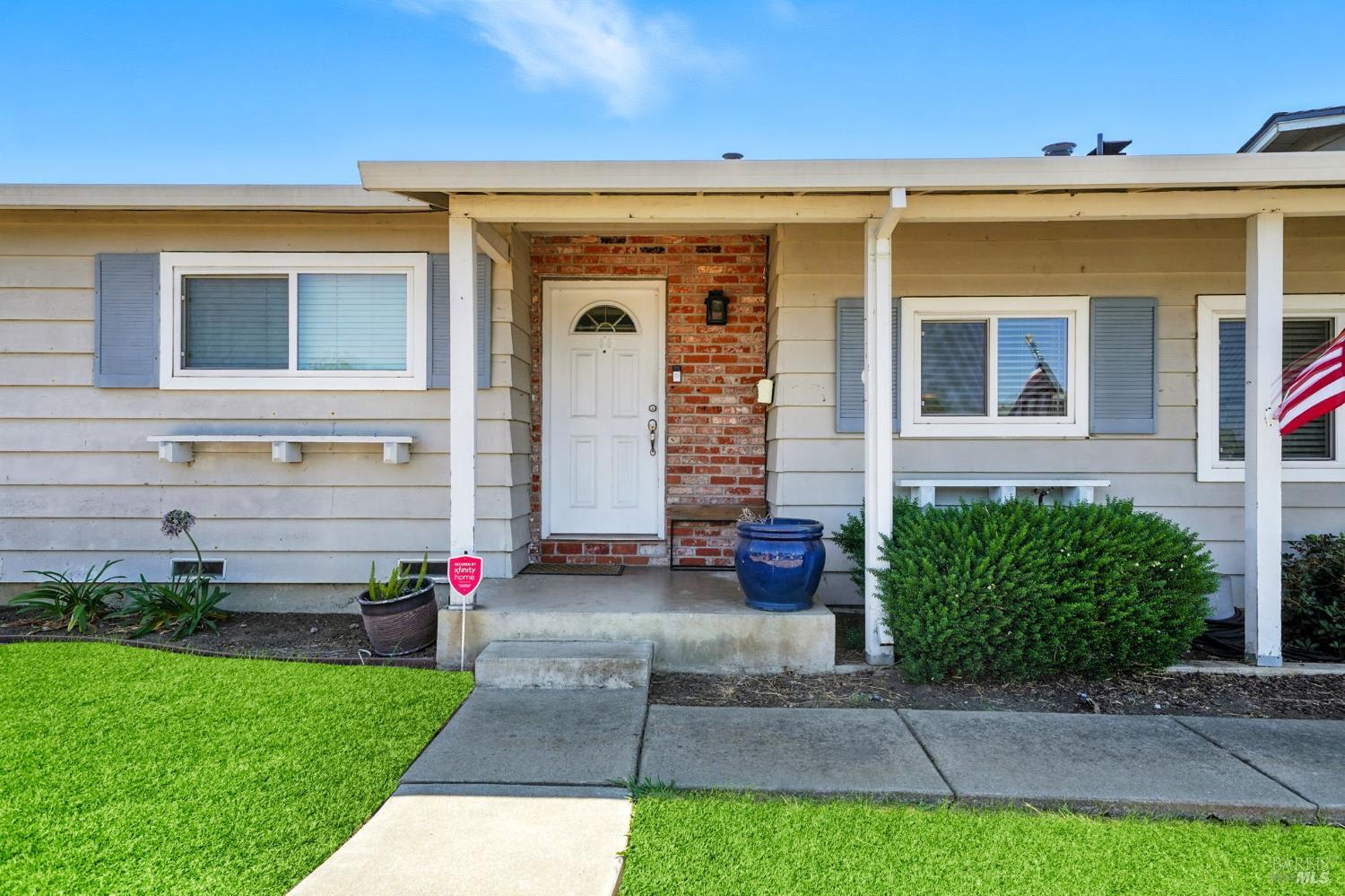 Detail Gallery Image 1 of 33 For 4272 Brentwood Cir, Concord,  CA 94521 - 3 Beds | 2 Baths
